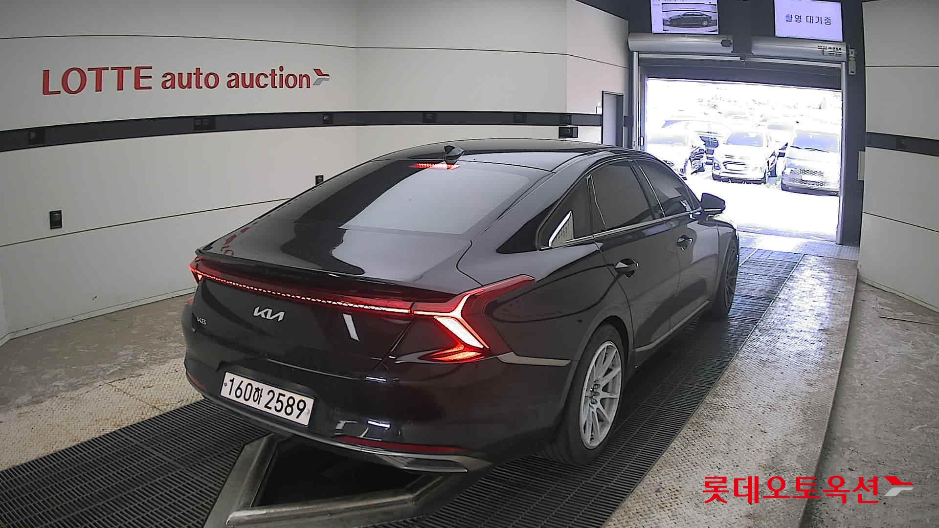 2022 - kia k8