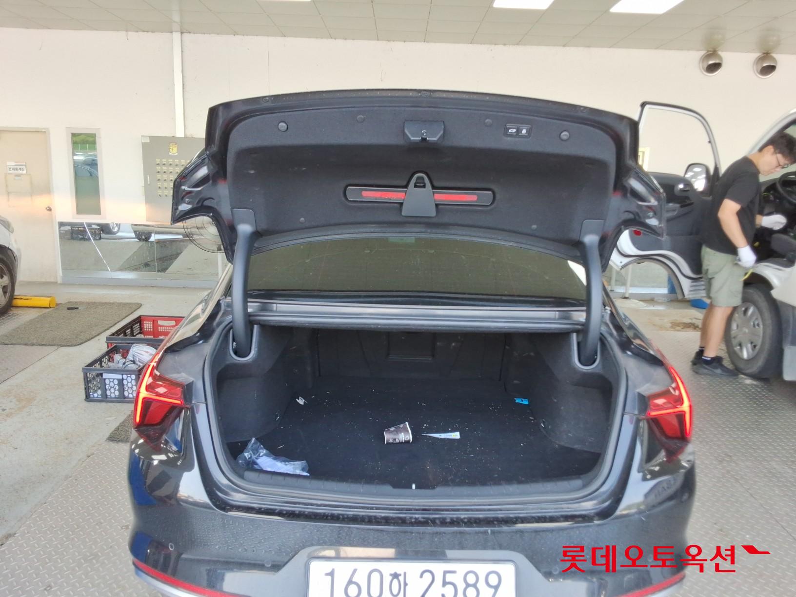 2022 - kia k8