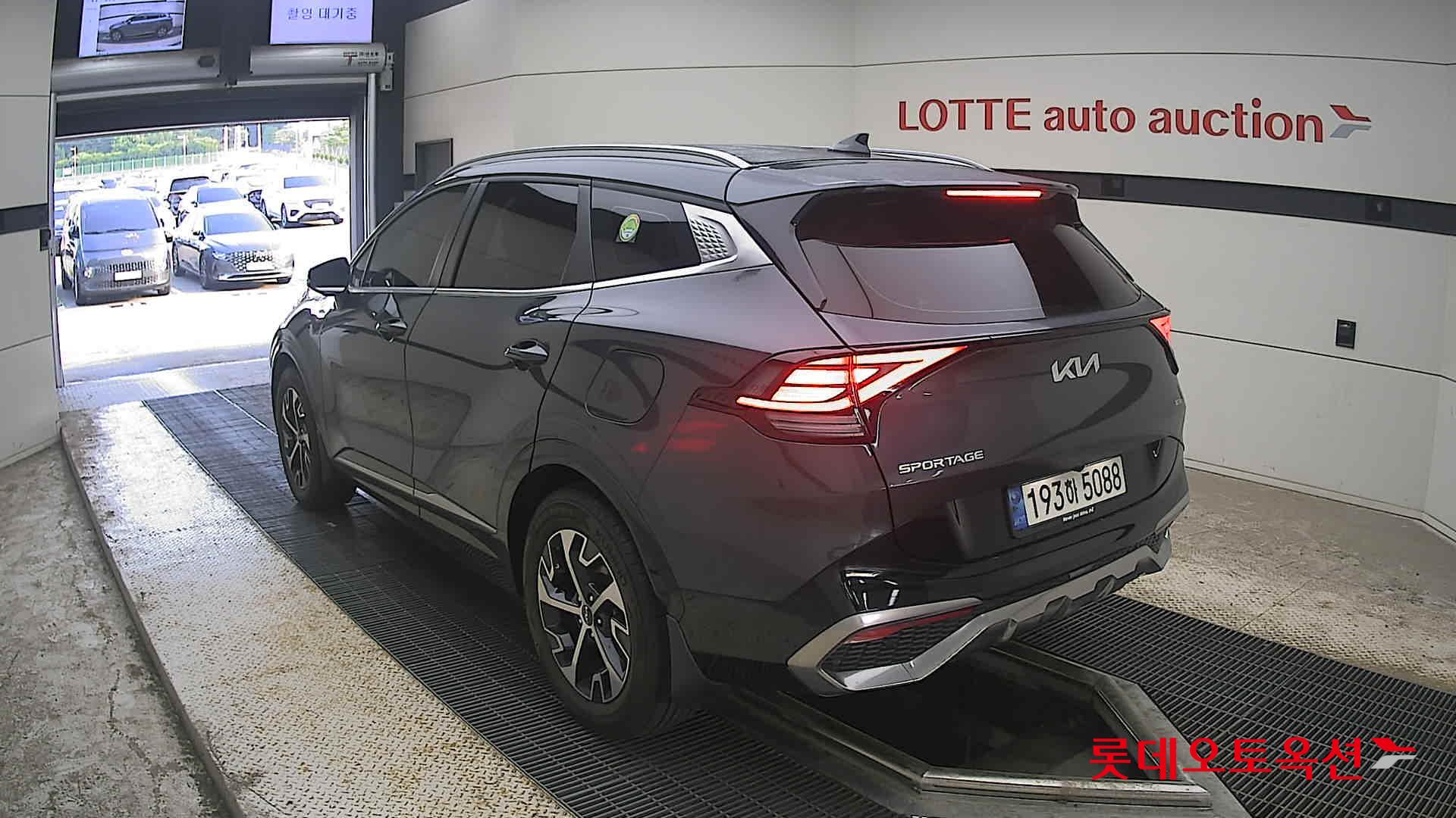 2022 - kia sportage