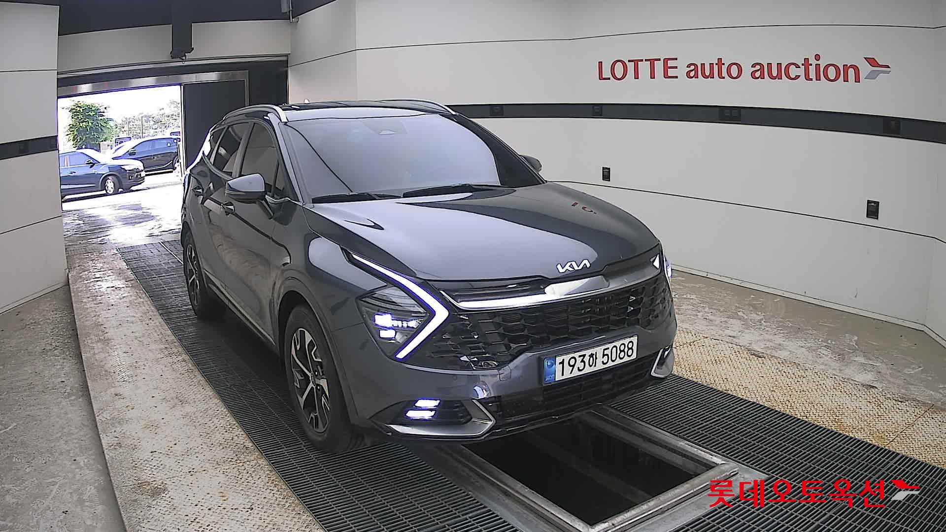 2022 - kia sportage