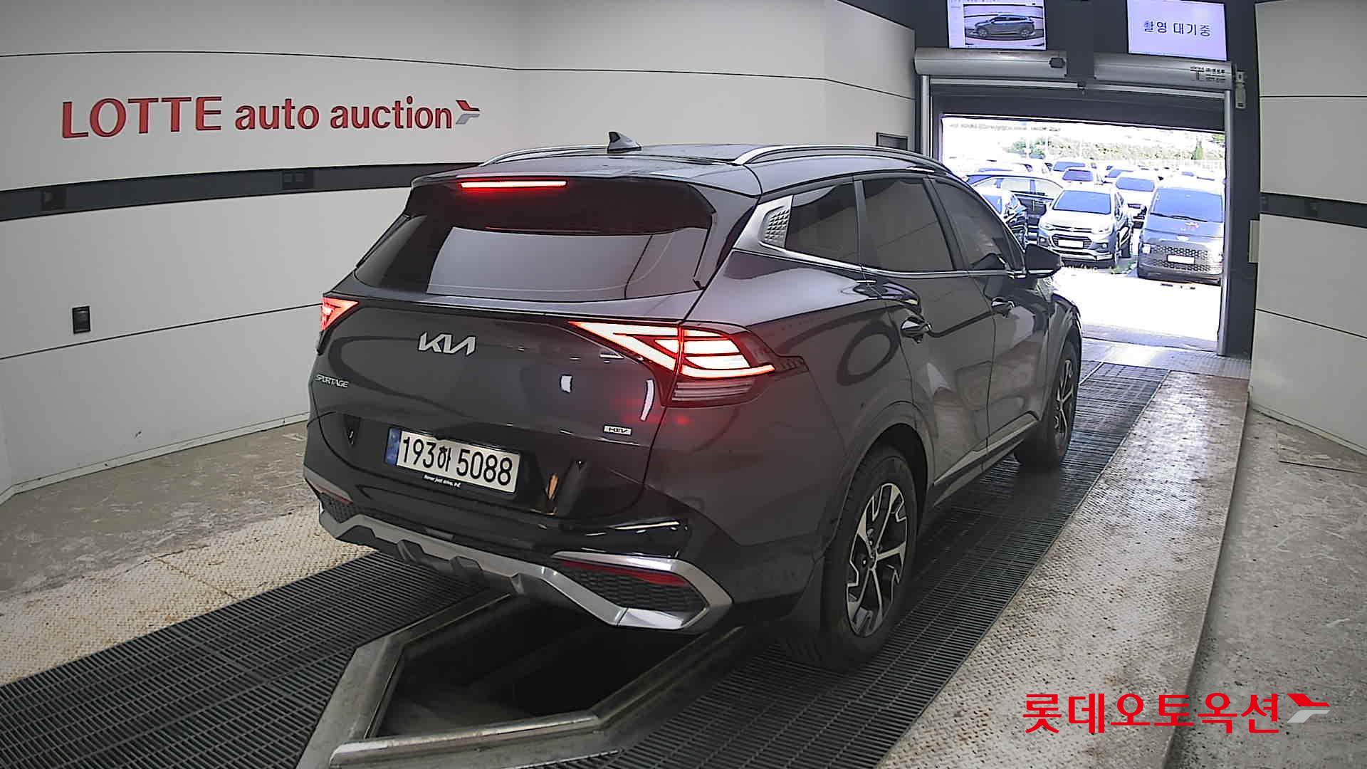 2022 - kia sportage