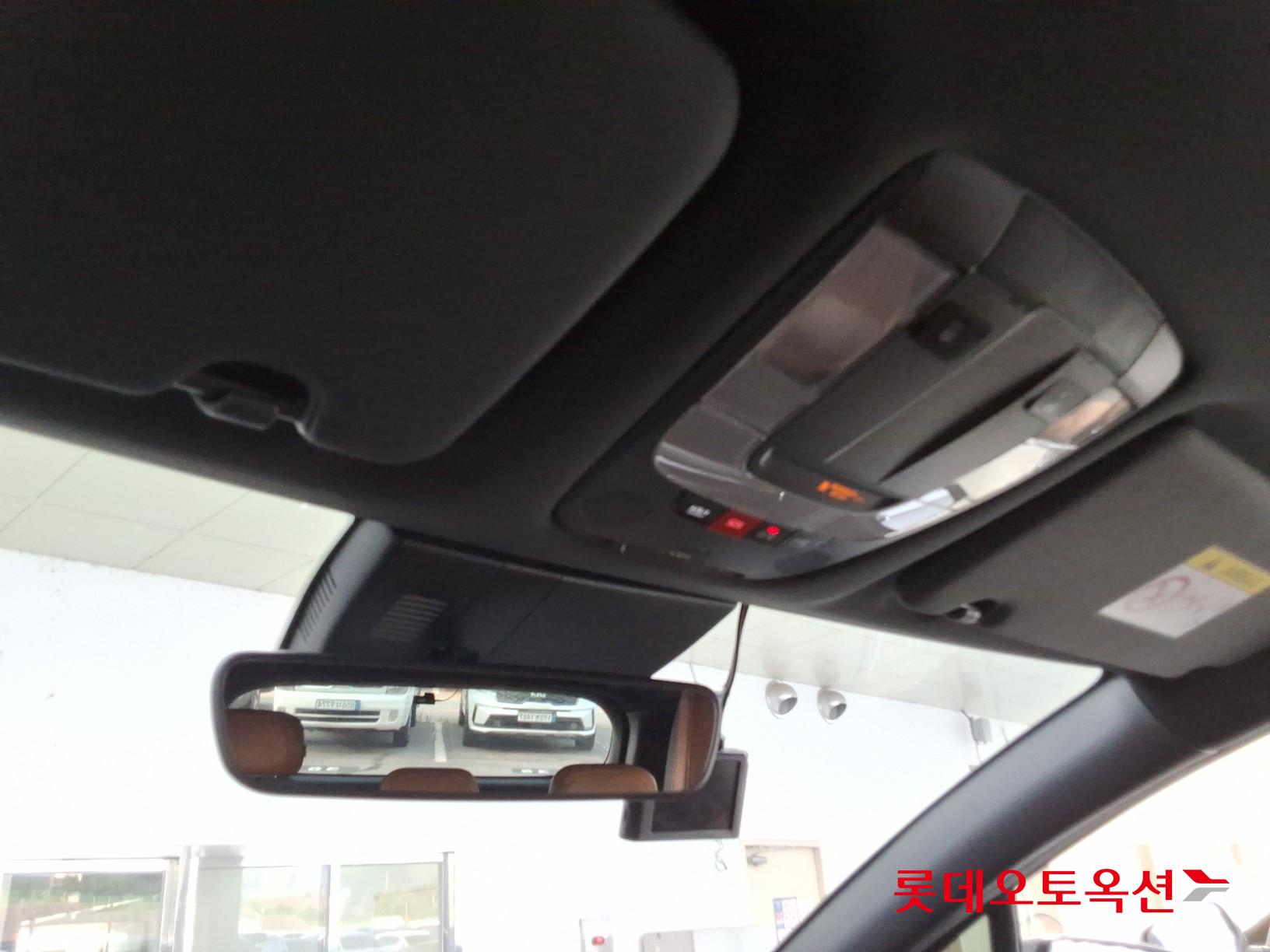 2022 - kia sportage