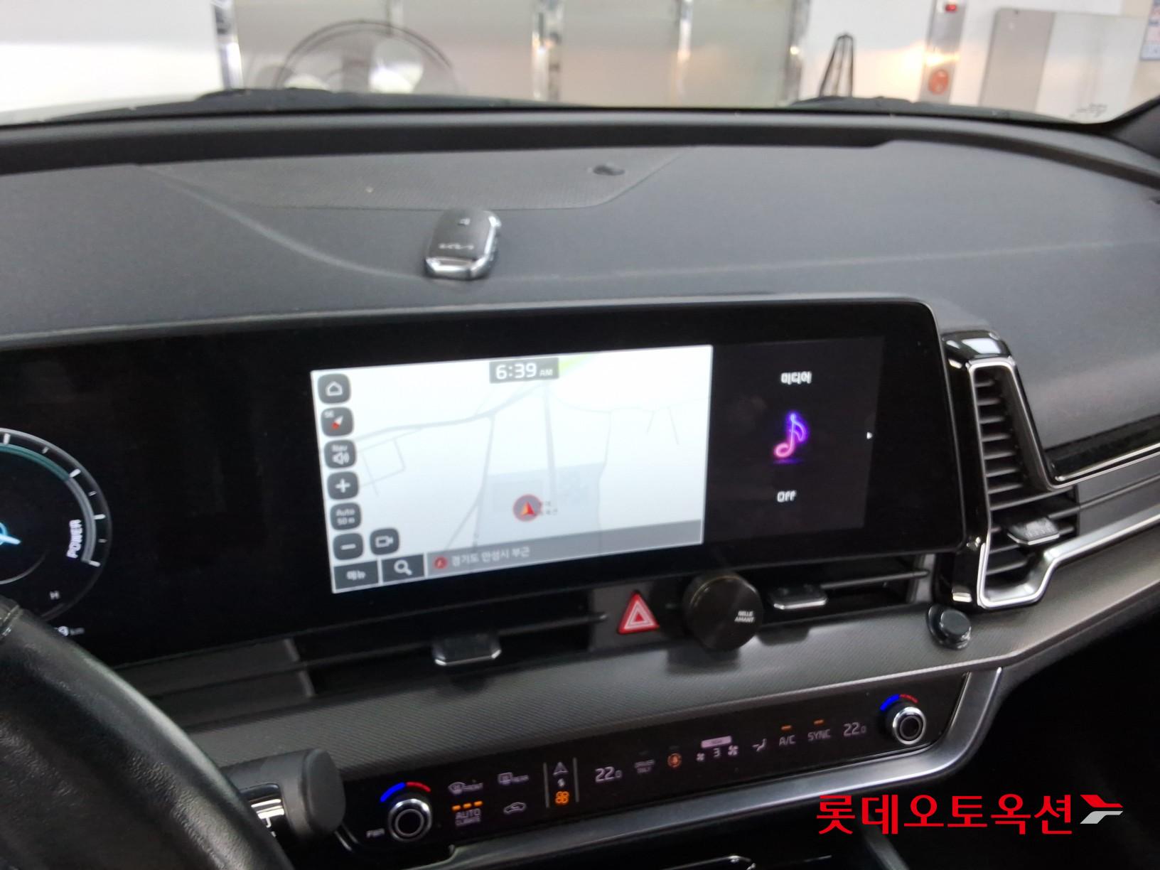 2022 - kia sportage