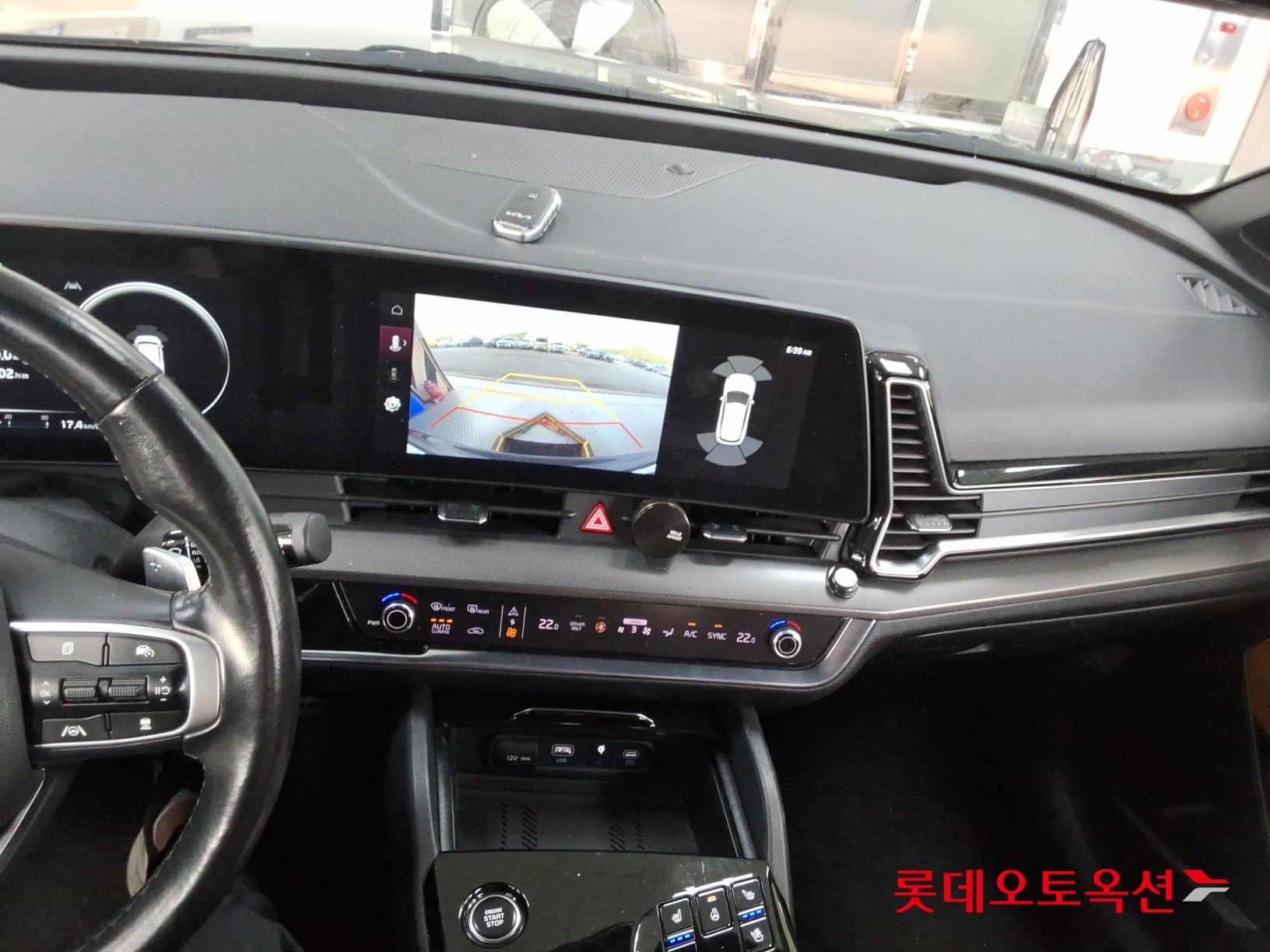 2022 - kia sportage