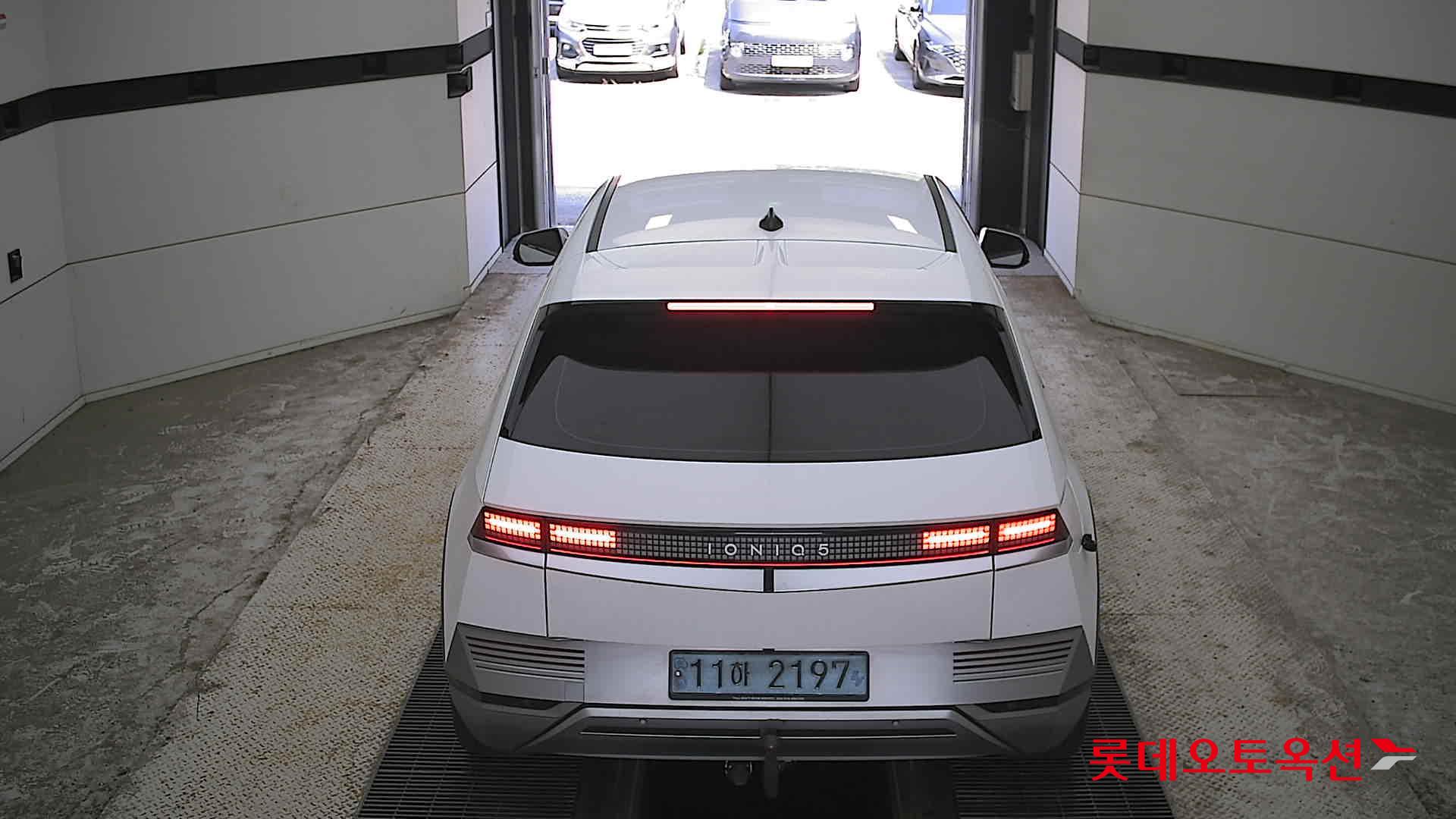 2022 - hyundai ioniq