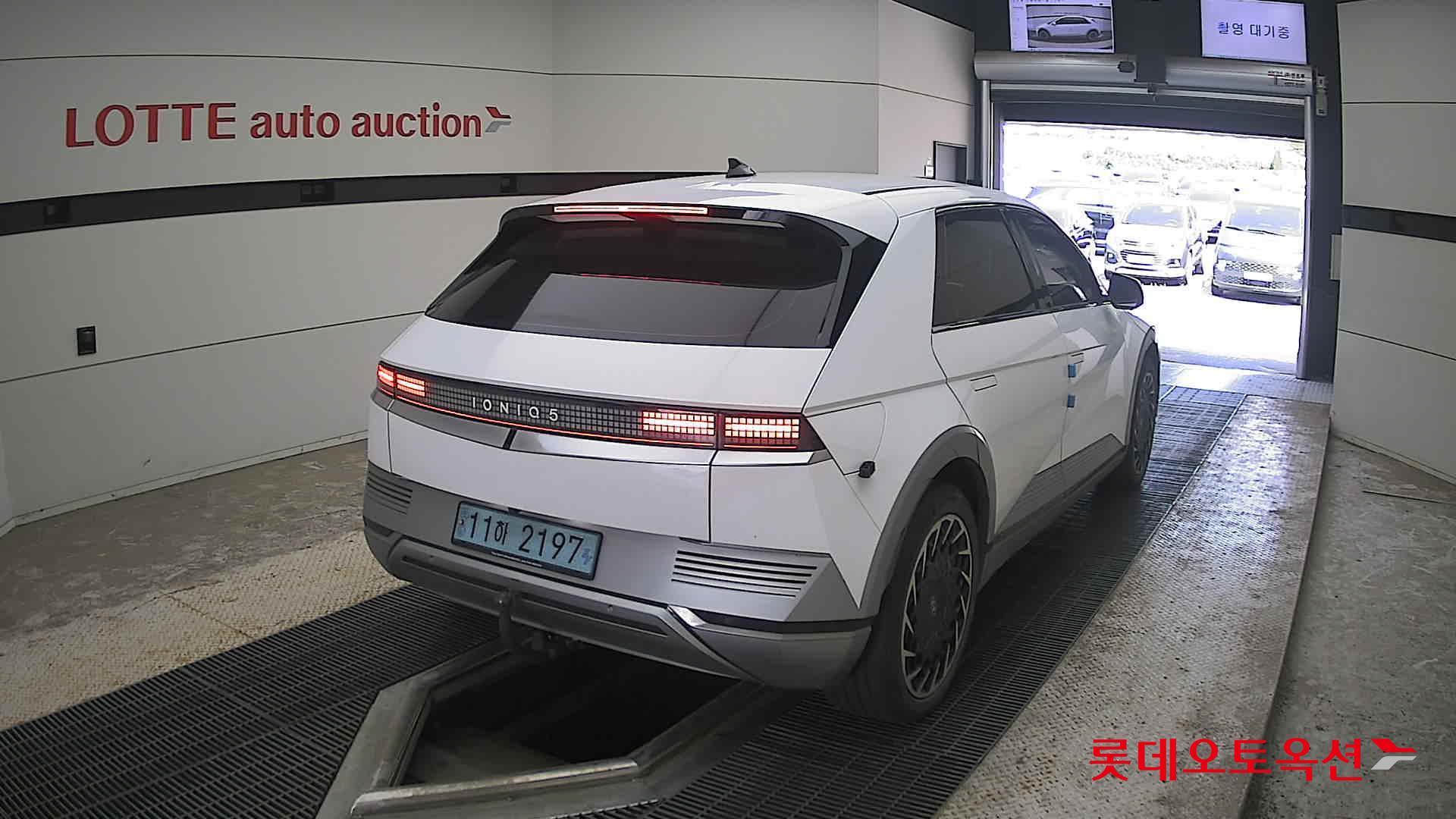 2022 - hyundai ioniq