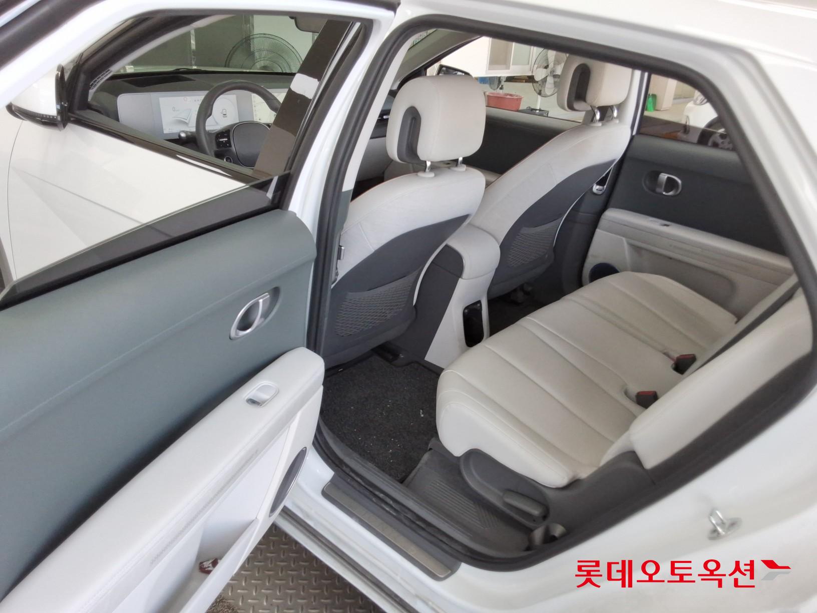 2022 - hyundai ioniq