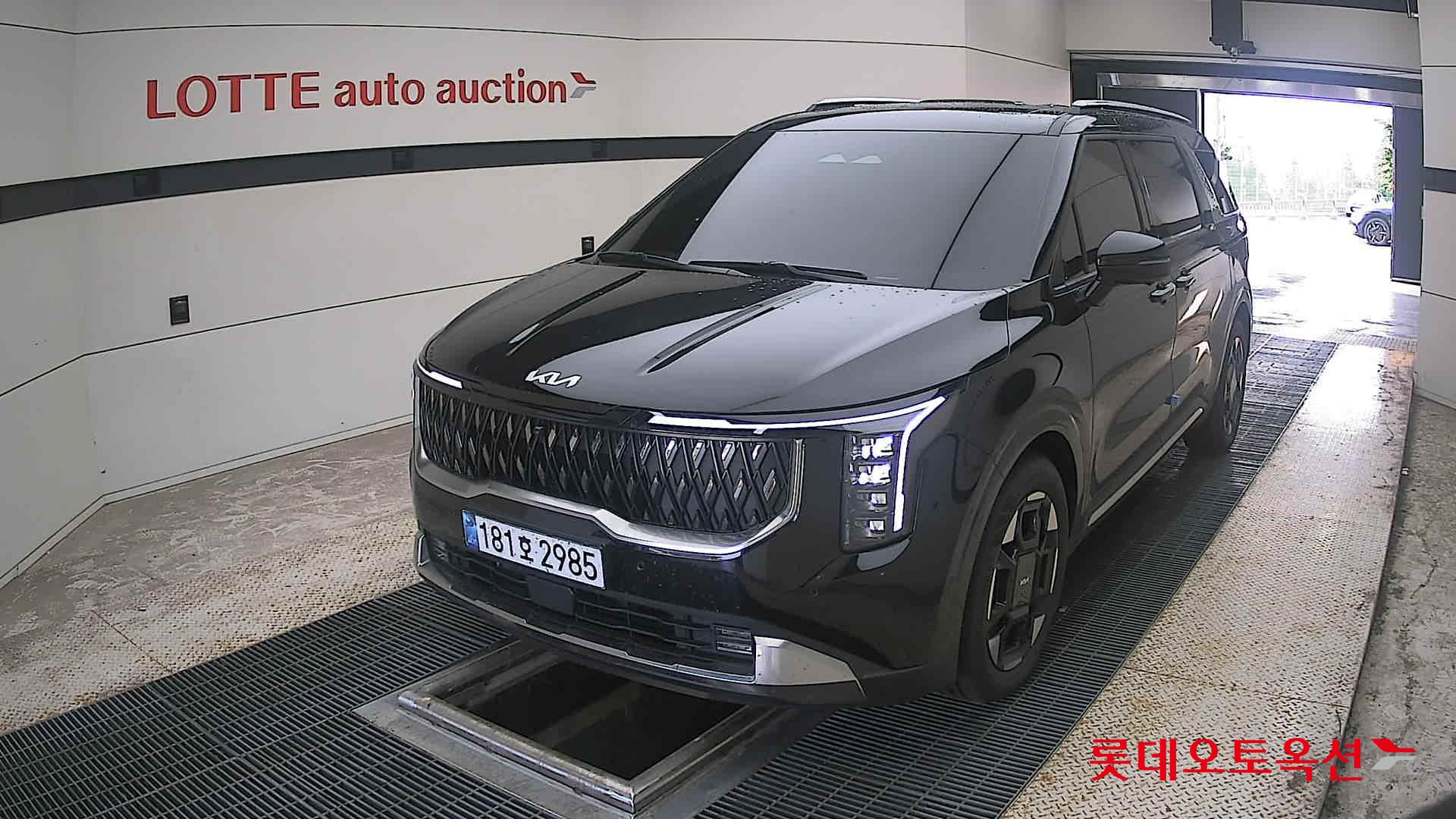 2025 - kia carnival