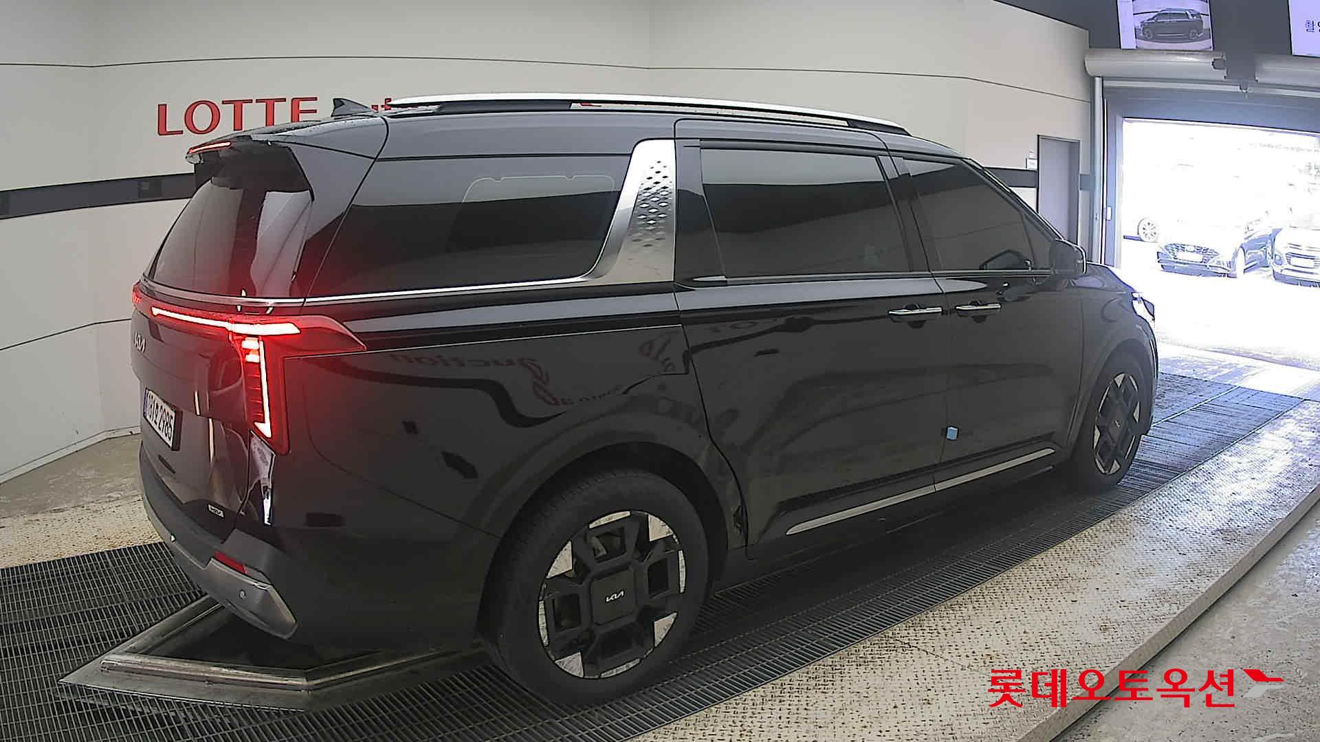 2025 - kia carnival