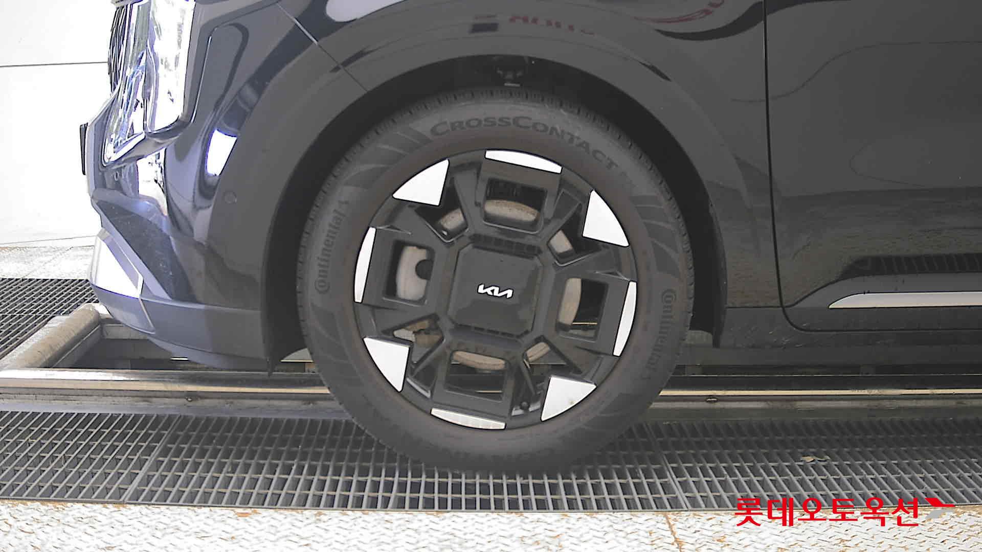 2025 - kia carnival