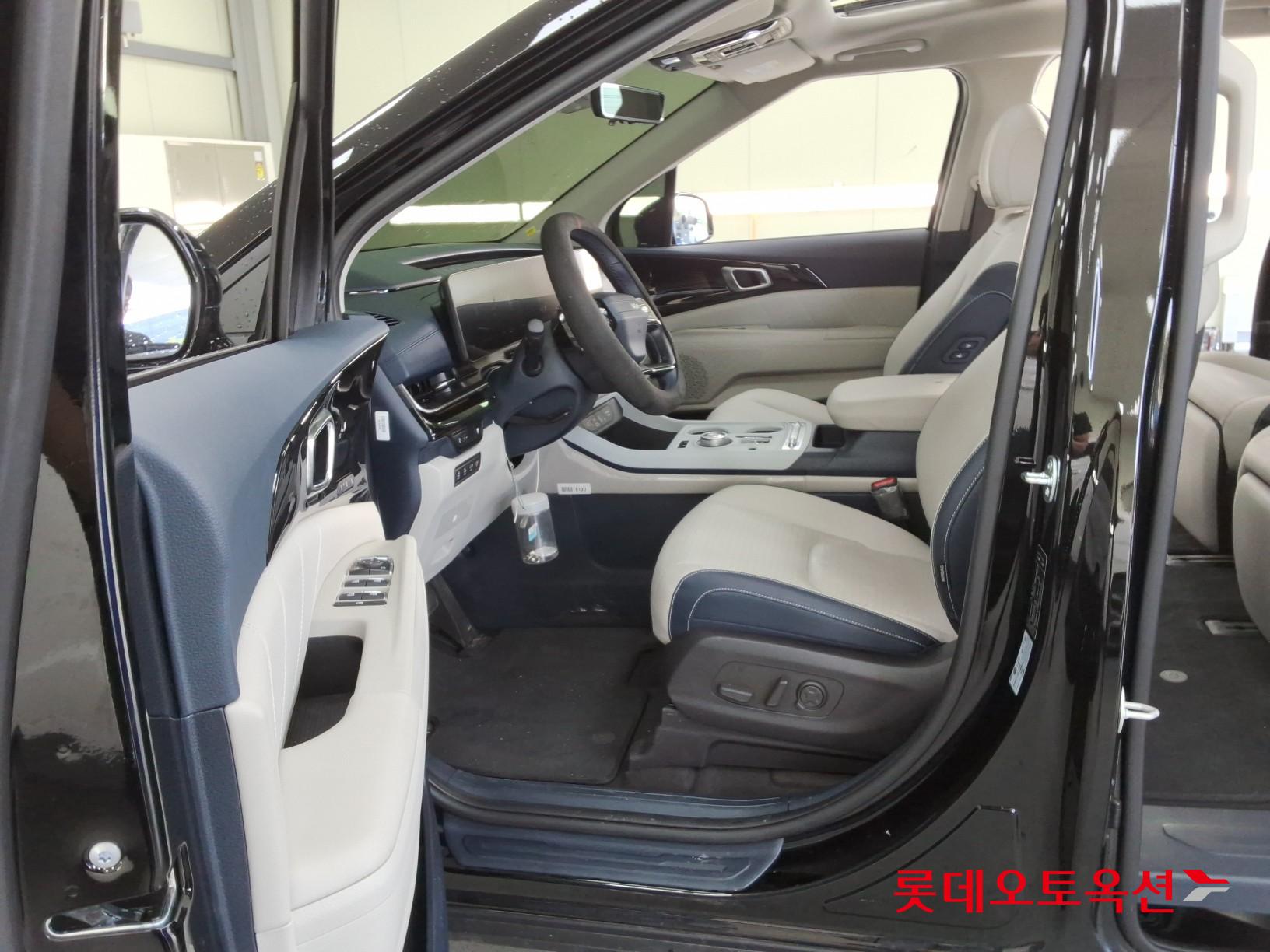 2025 - kia carnival