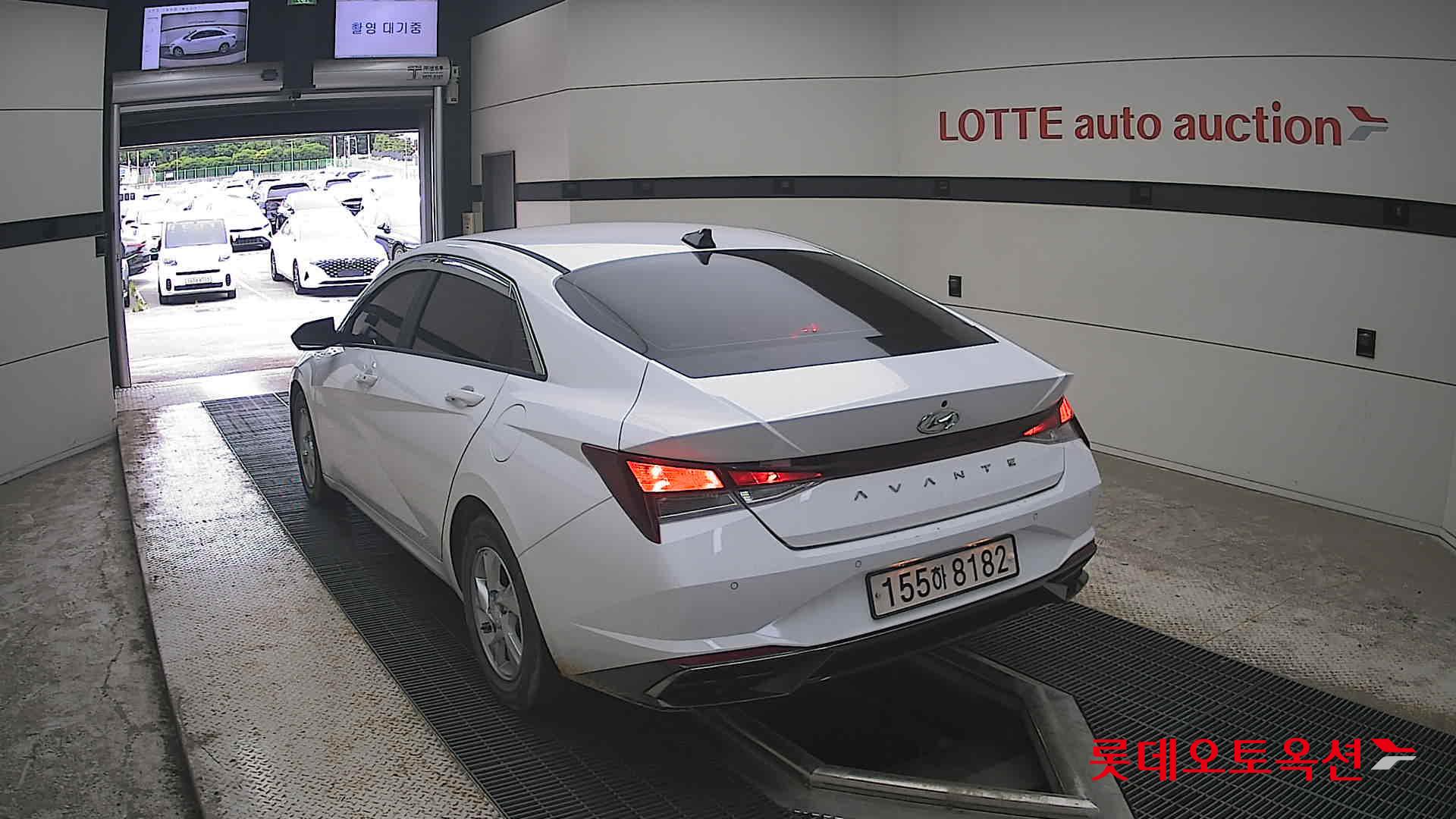 2021 - hyundai avante