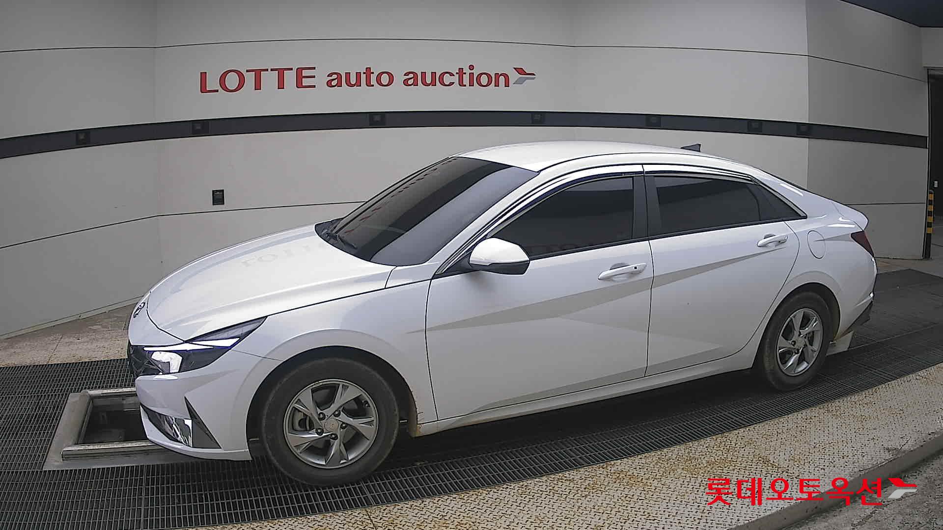 2021 - hyundai avante