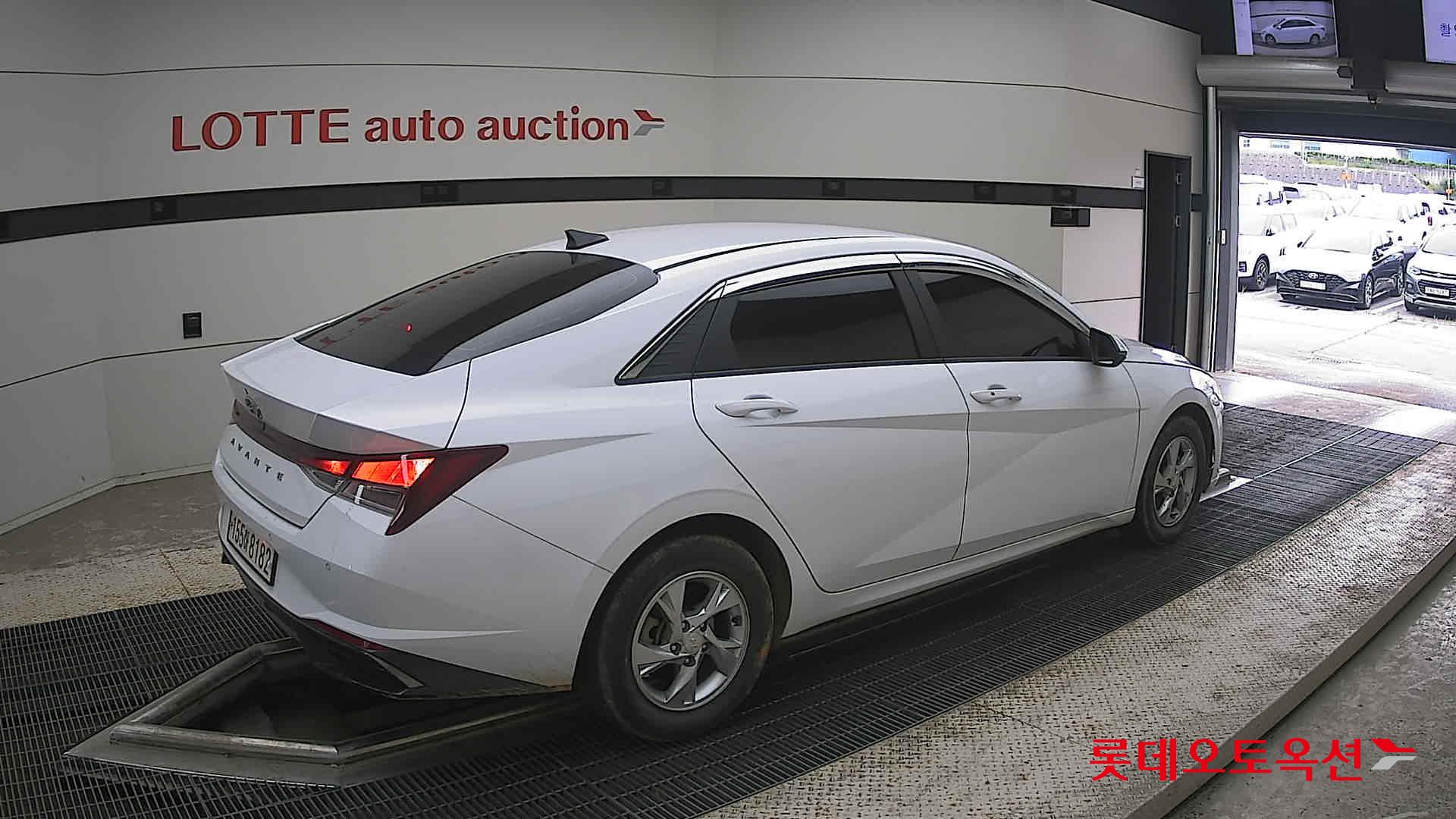 2021 - hyundai avante