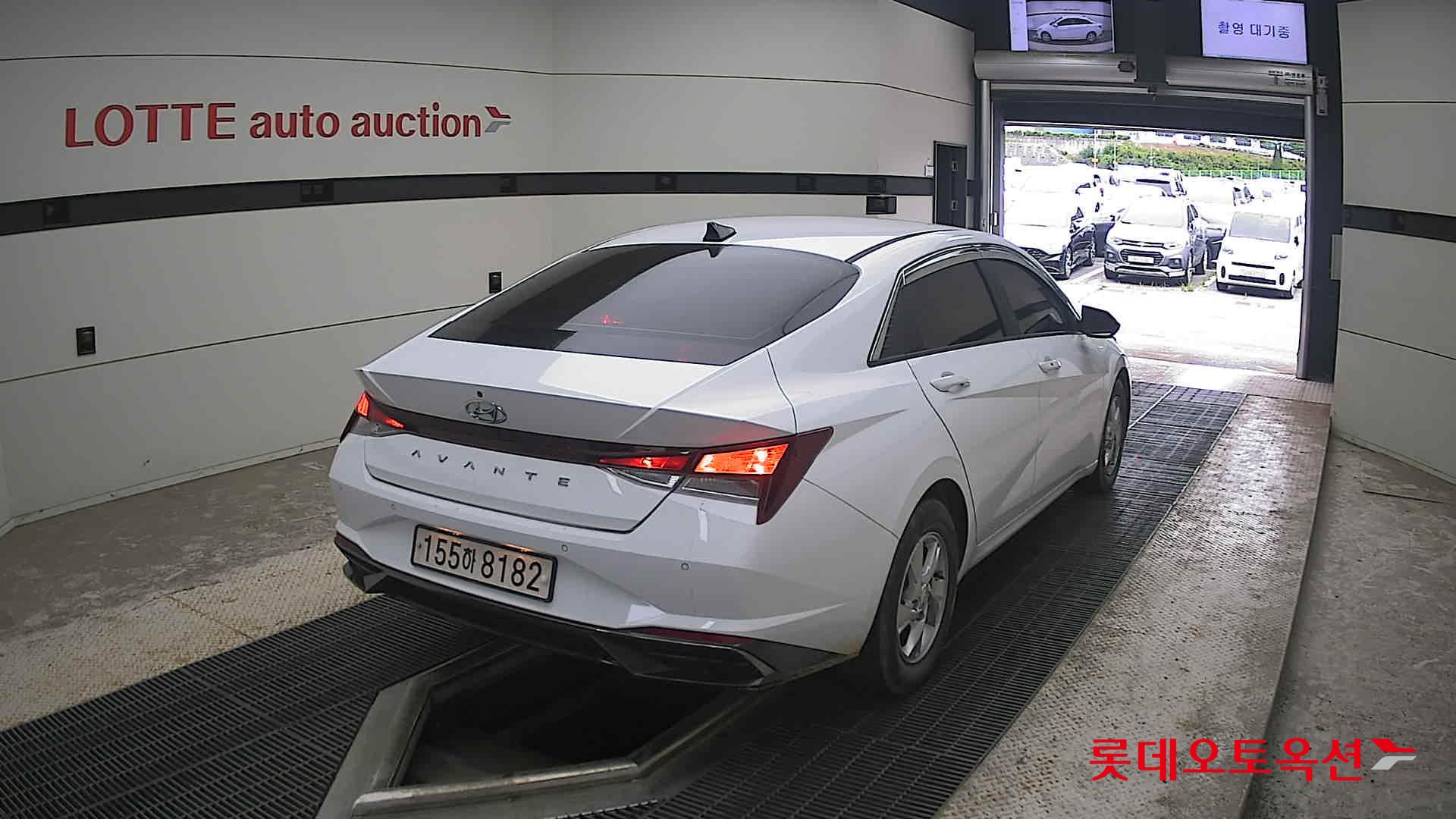 2021 - hyundai avante