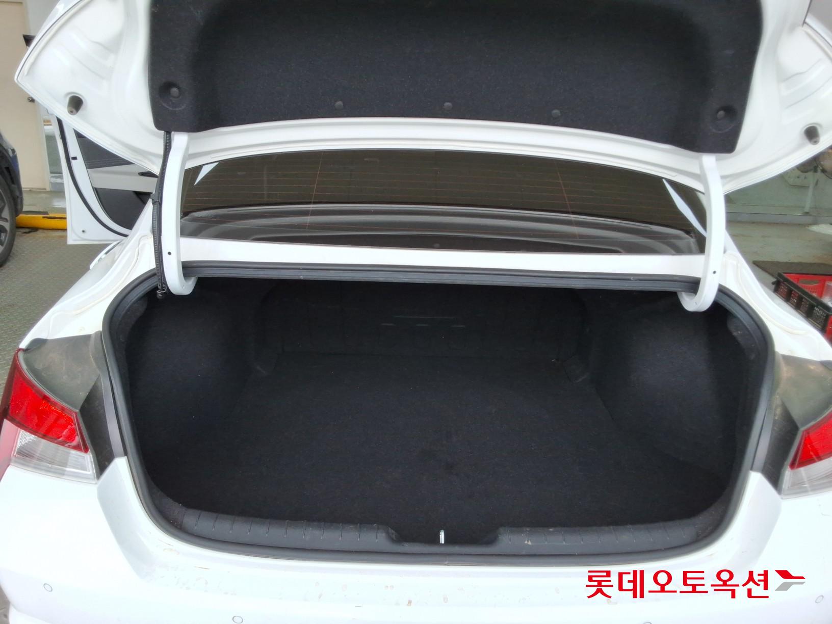 2021 - hyundai avante