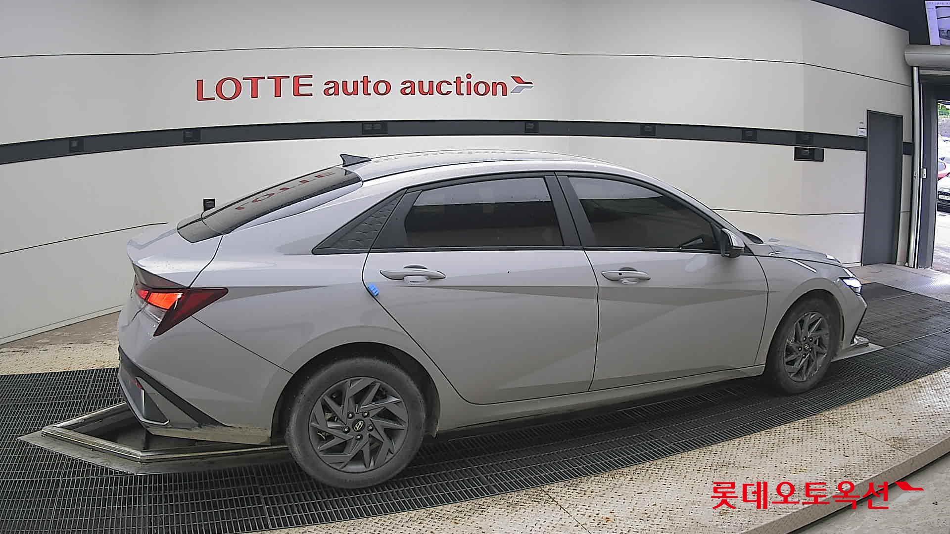 2024 - hyundai avante