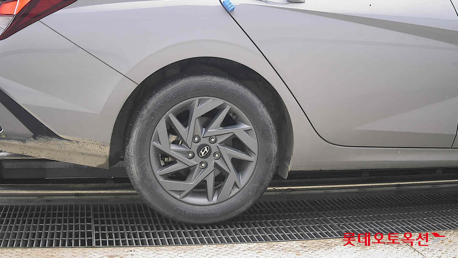 2024 - hyundai avante