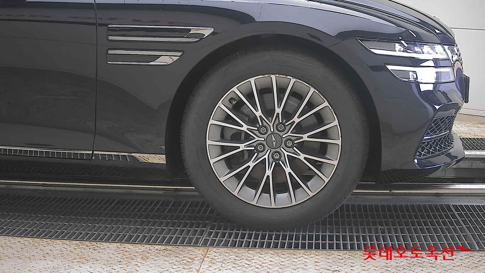 2024 - genesis g80