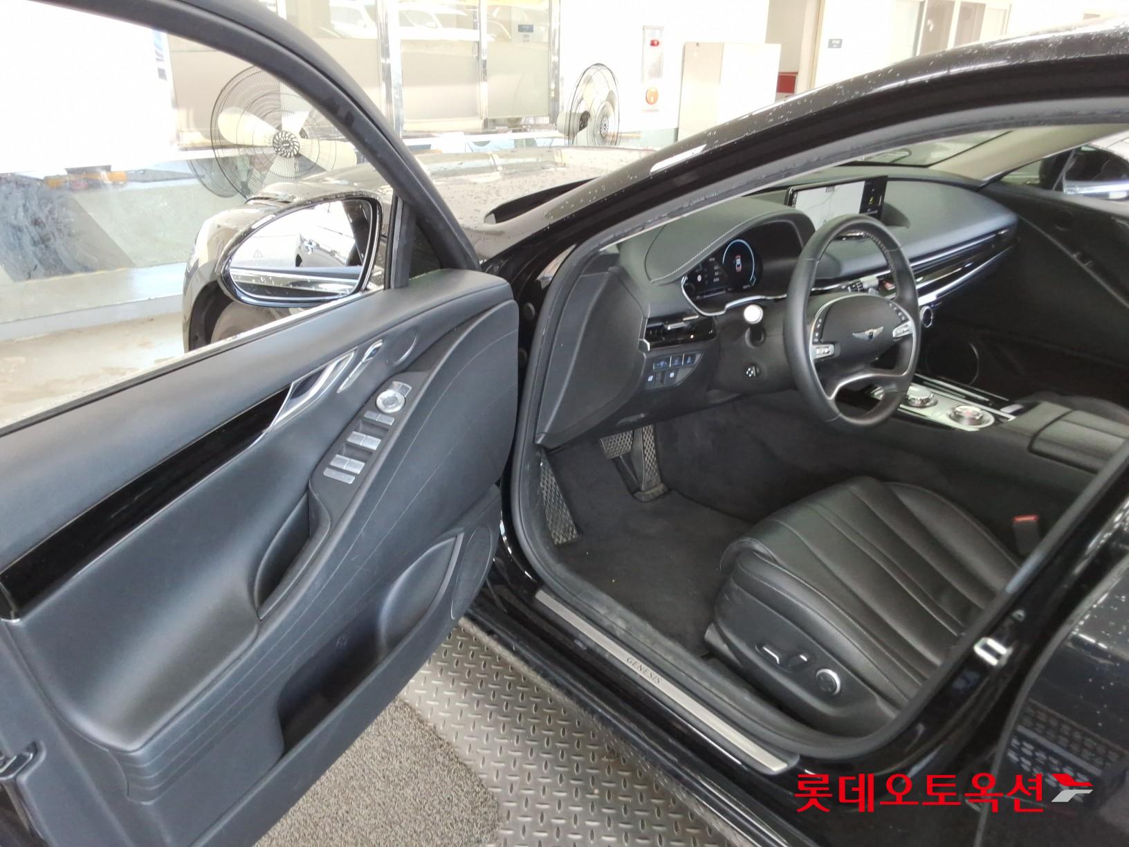 2024 - genesis g80