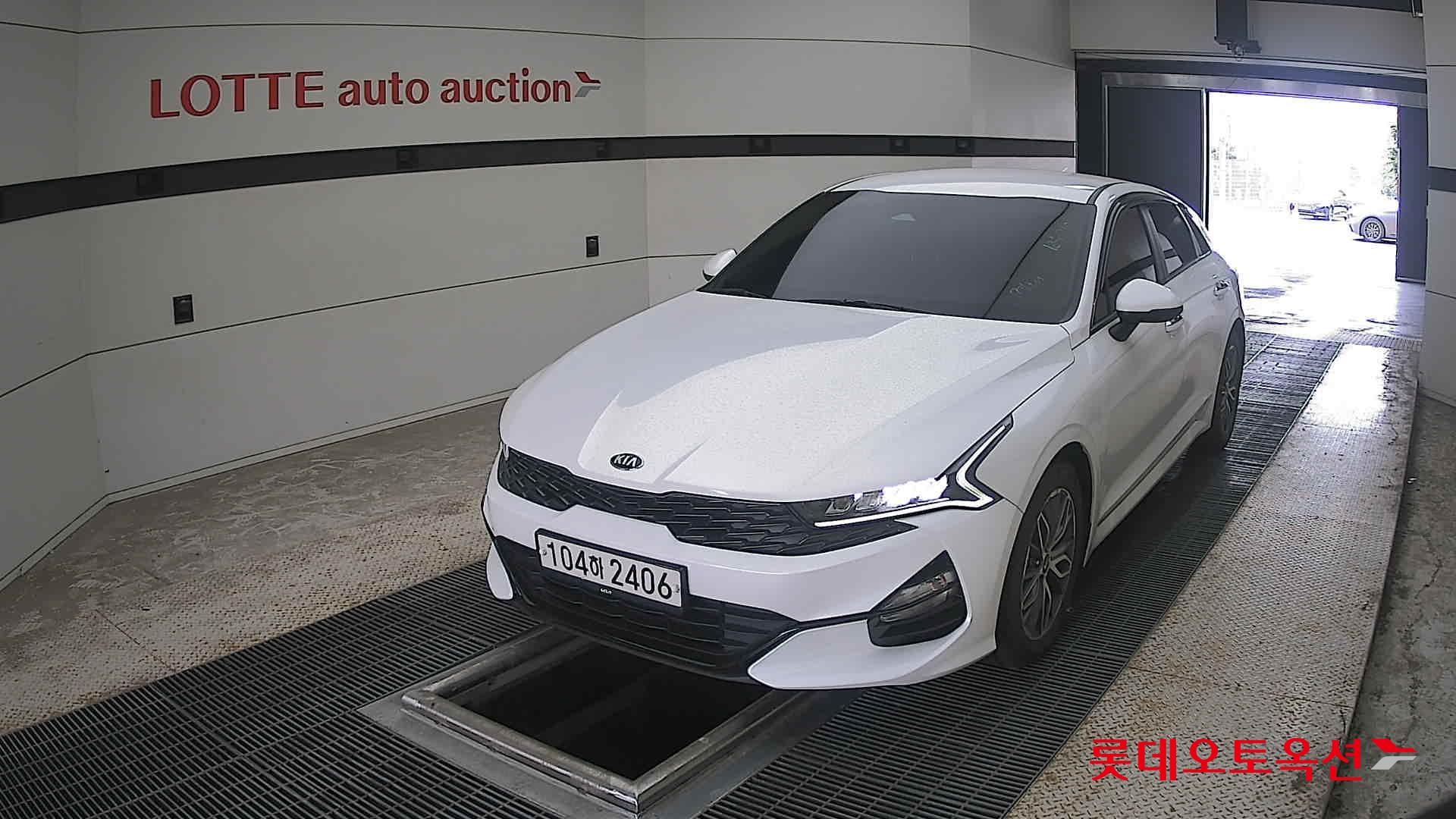 2020 - kia k5