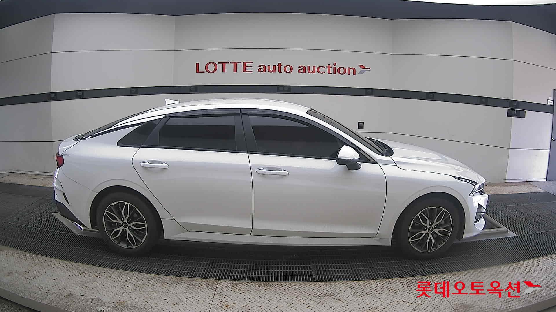 2020 - kia k5