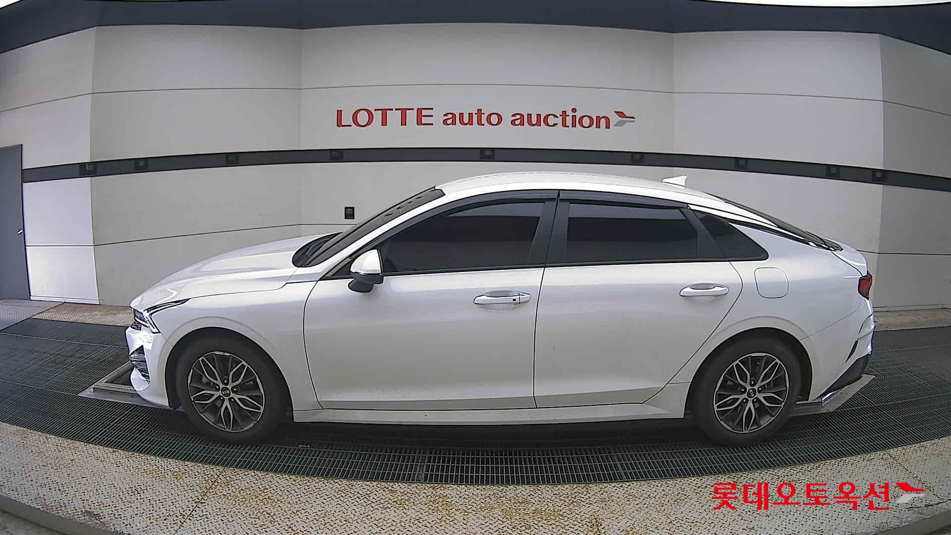 2020 - kia k5