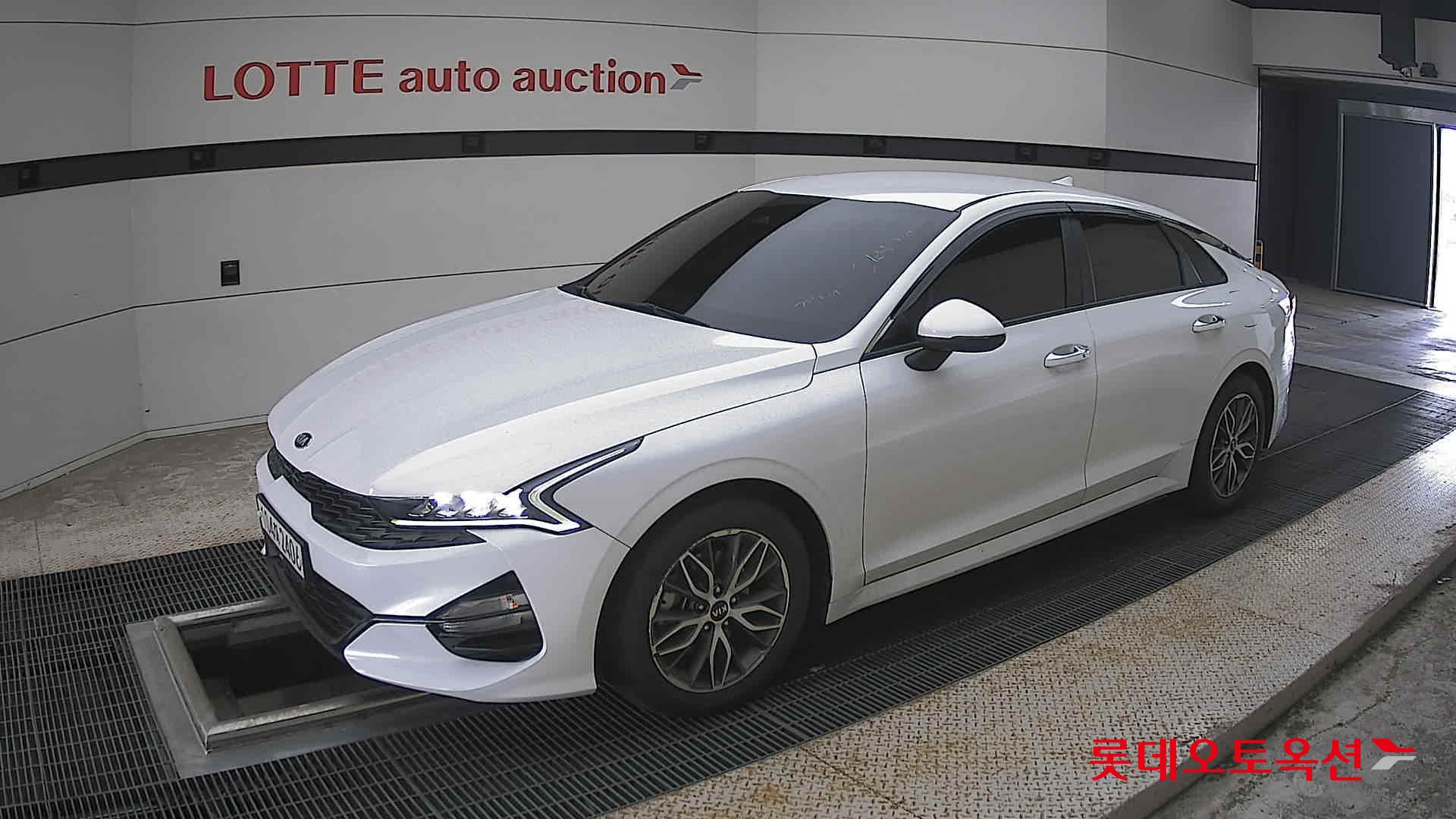 2020 - kia k5