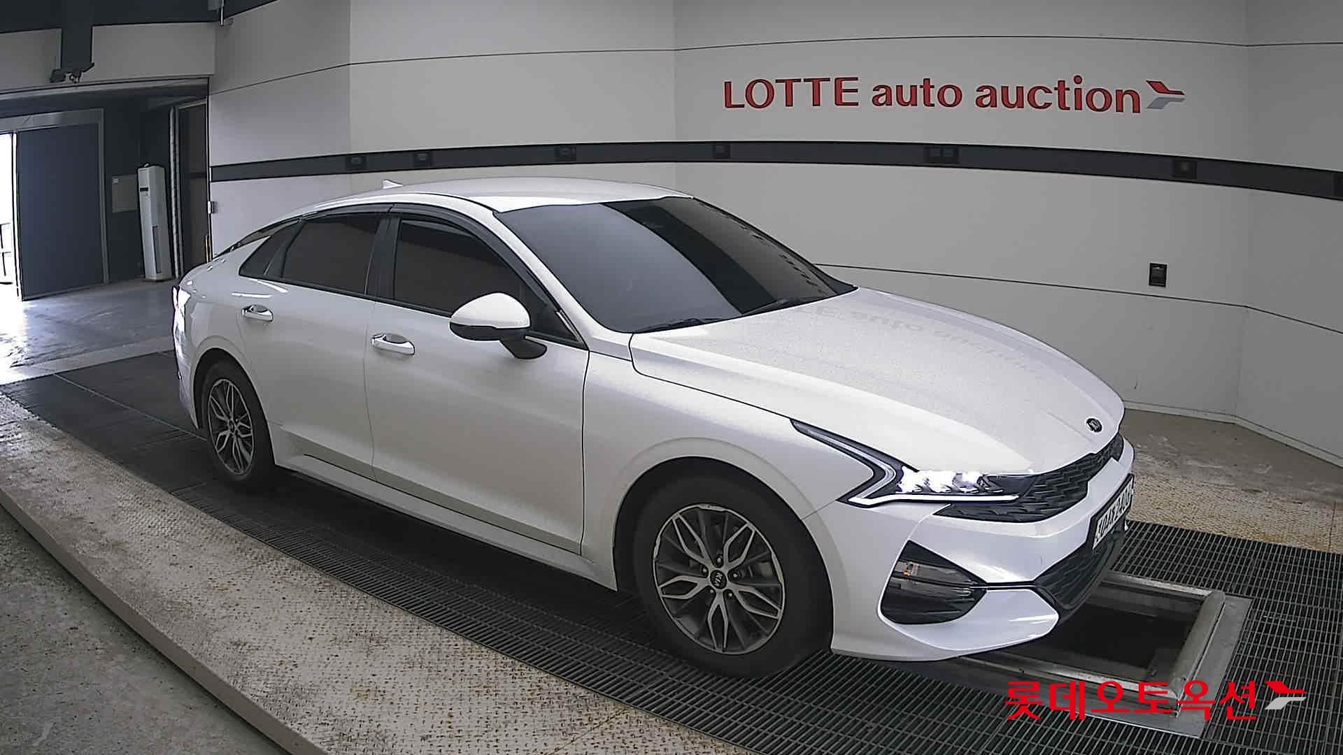 2020 - kia k5