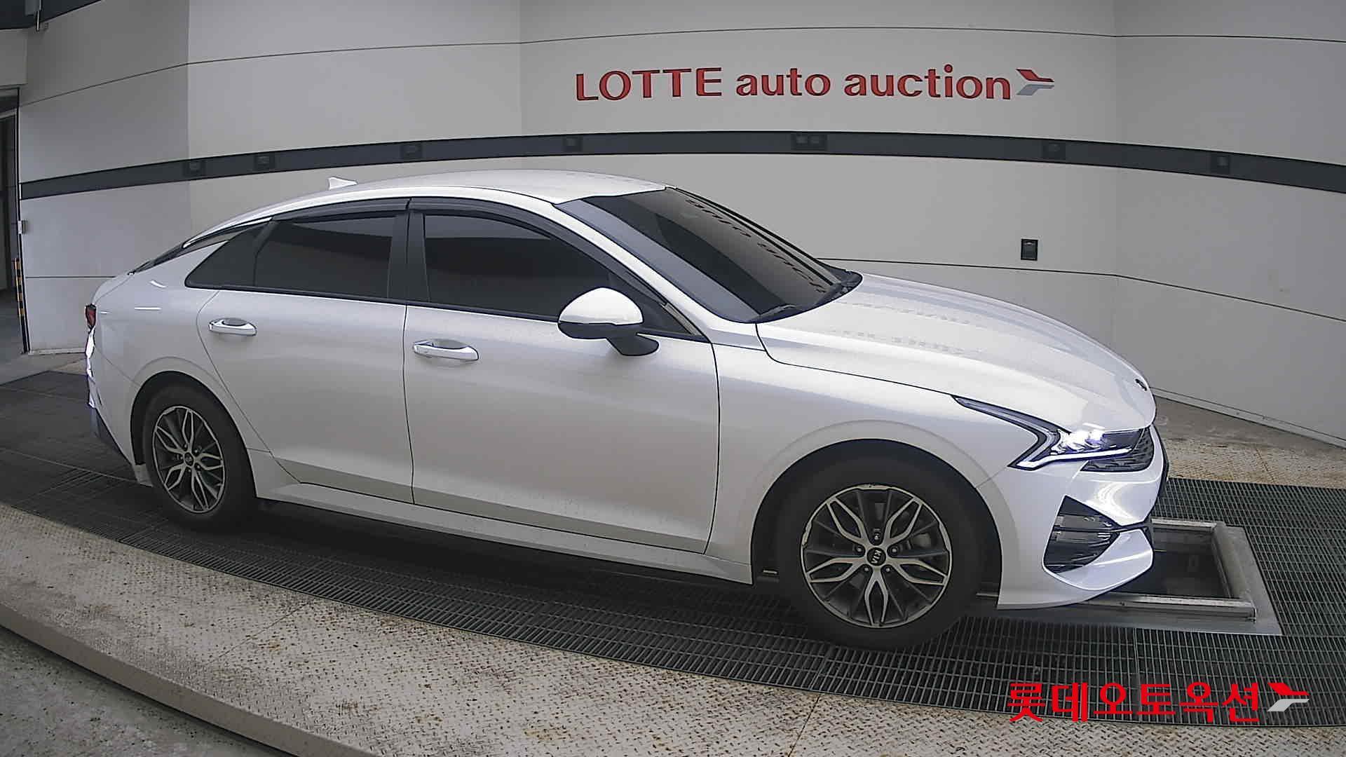 2020 - kia k5