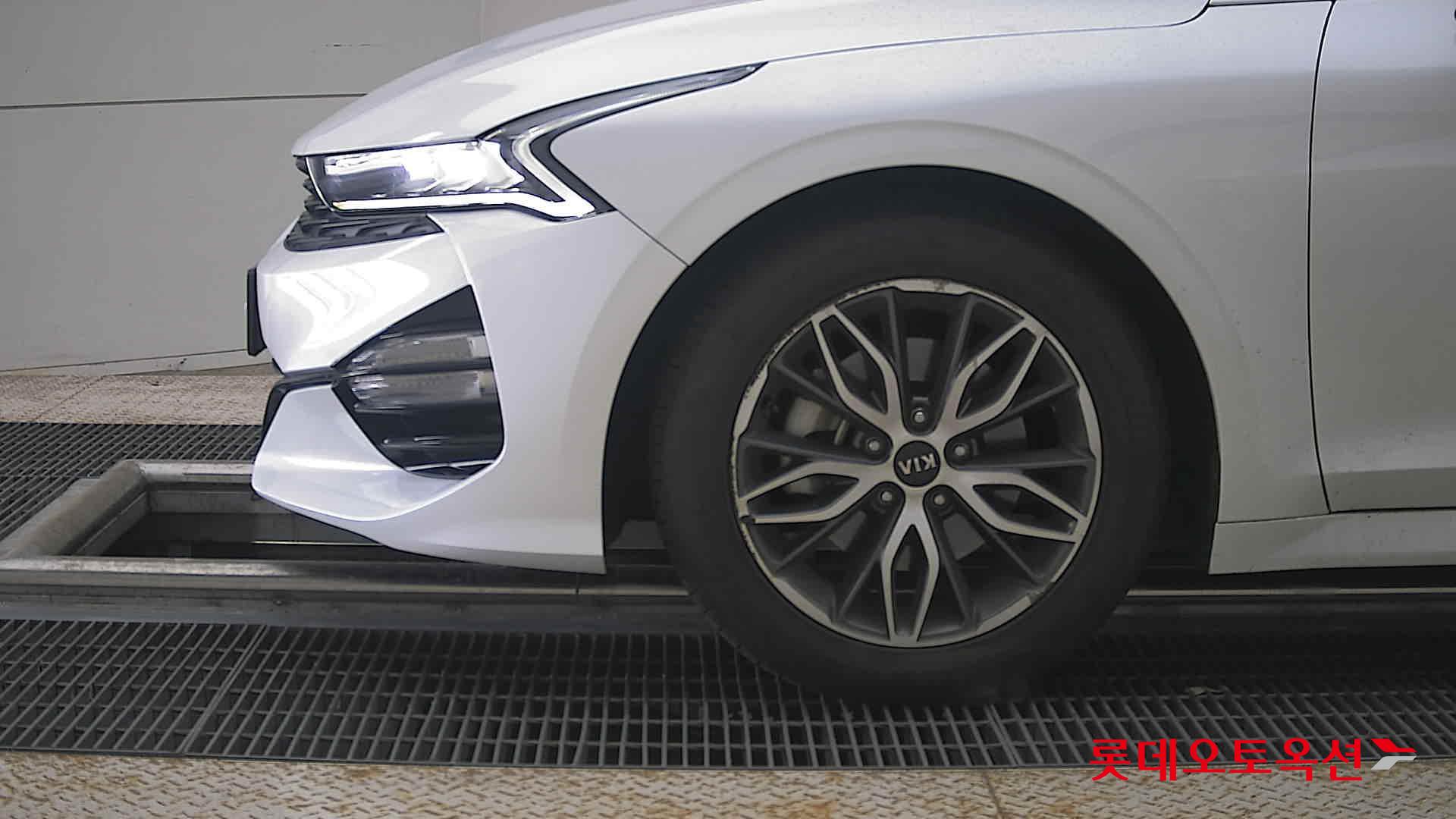 2020 - kia k5