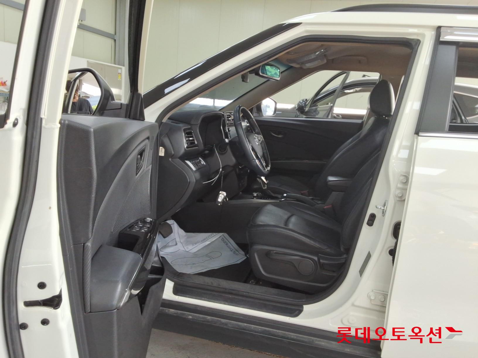 2021 - ssangyong tivoli