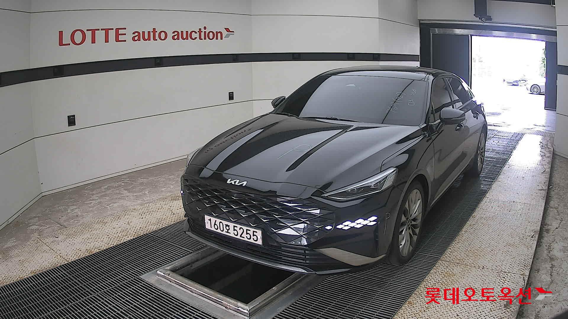 2022 - kia k8