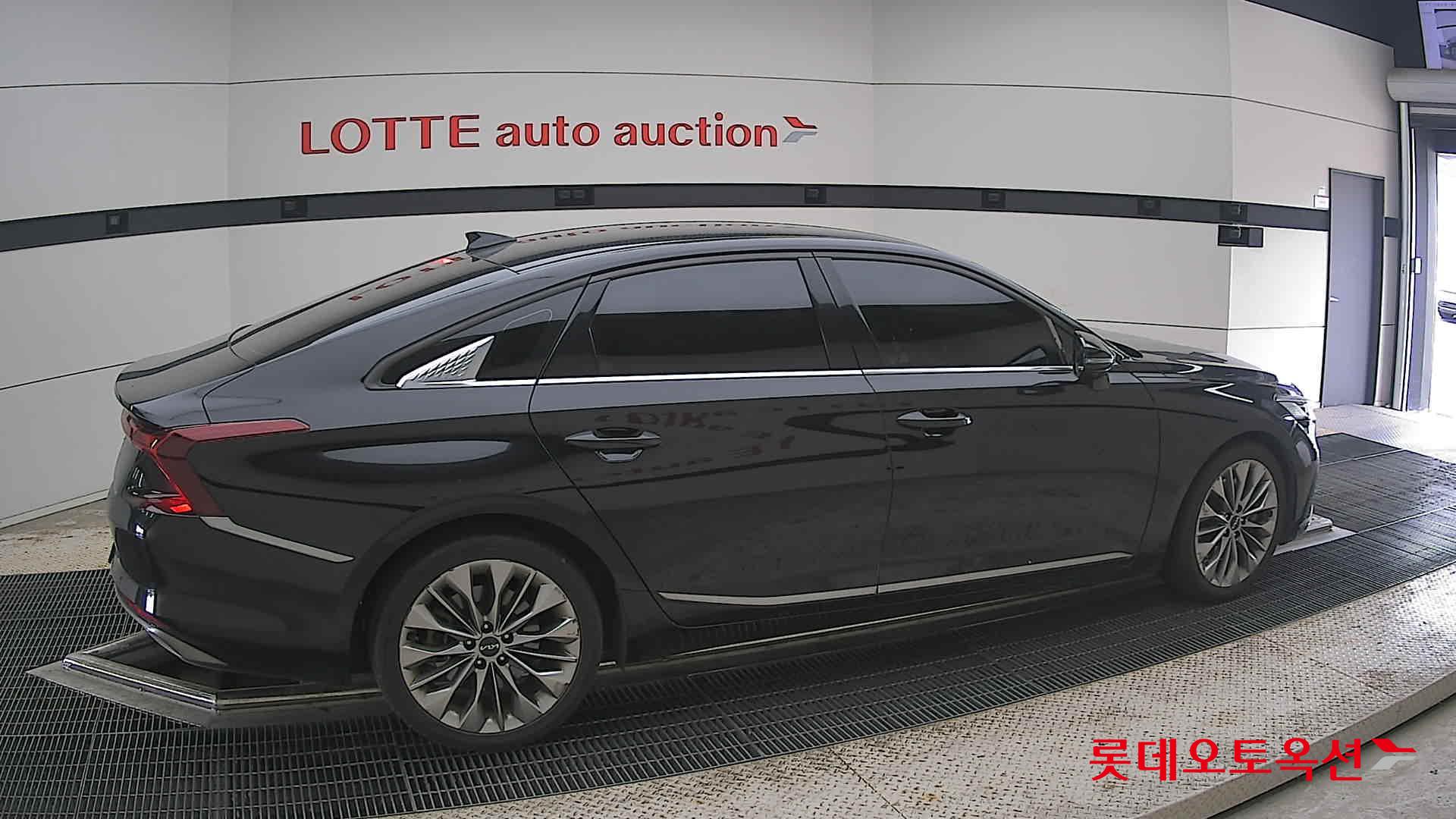 2022 - kia k8