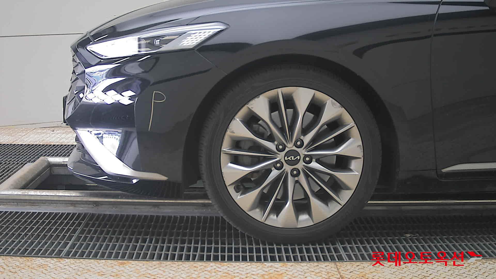 2022 - kia k8