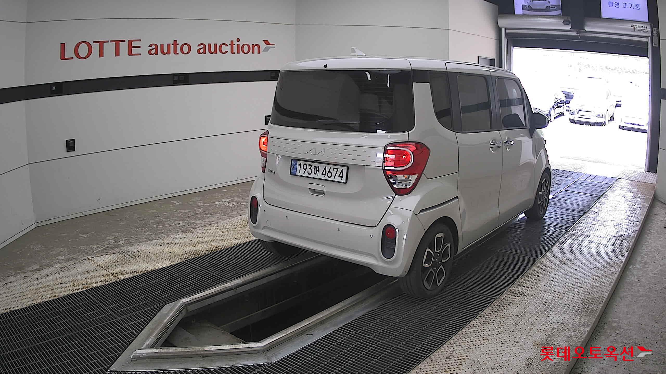 2022 - kia ray