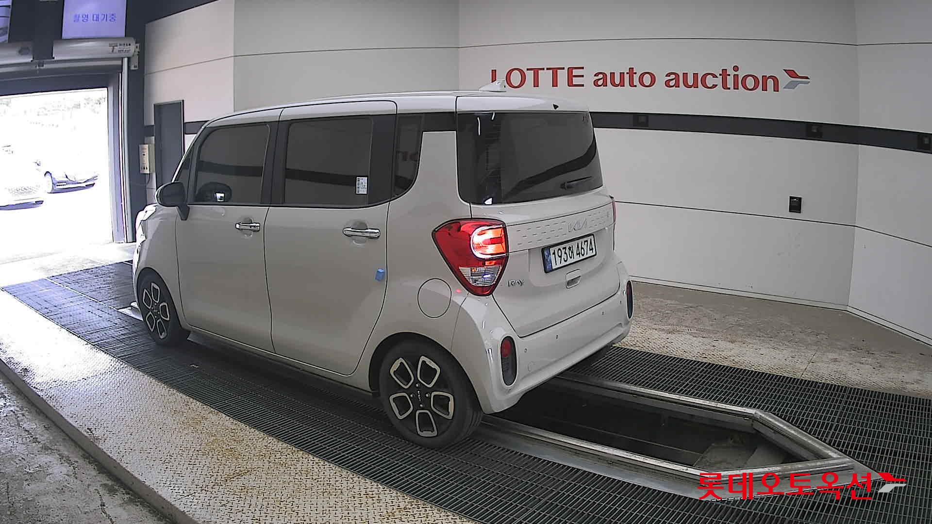 2022 - kia ray