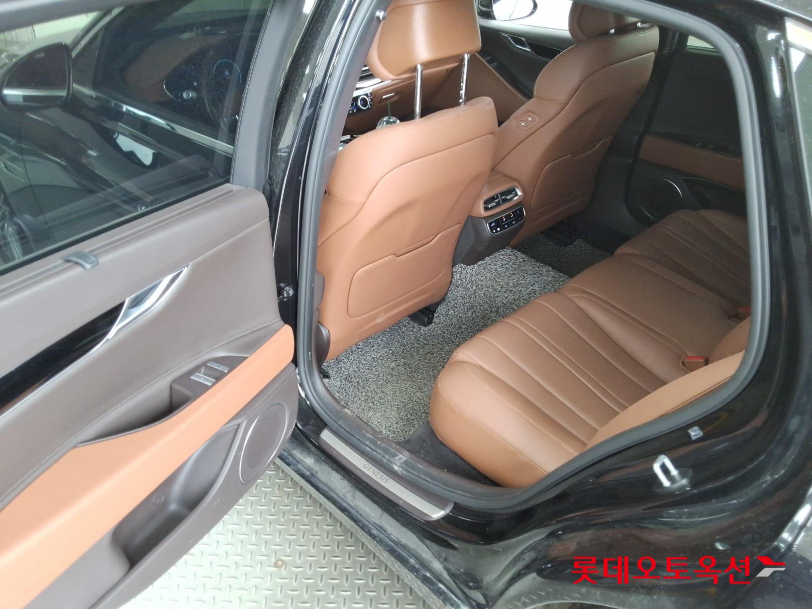 2022 - genesis g80