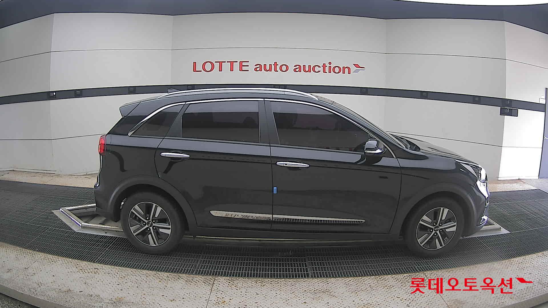 2021 - kia niro