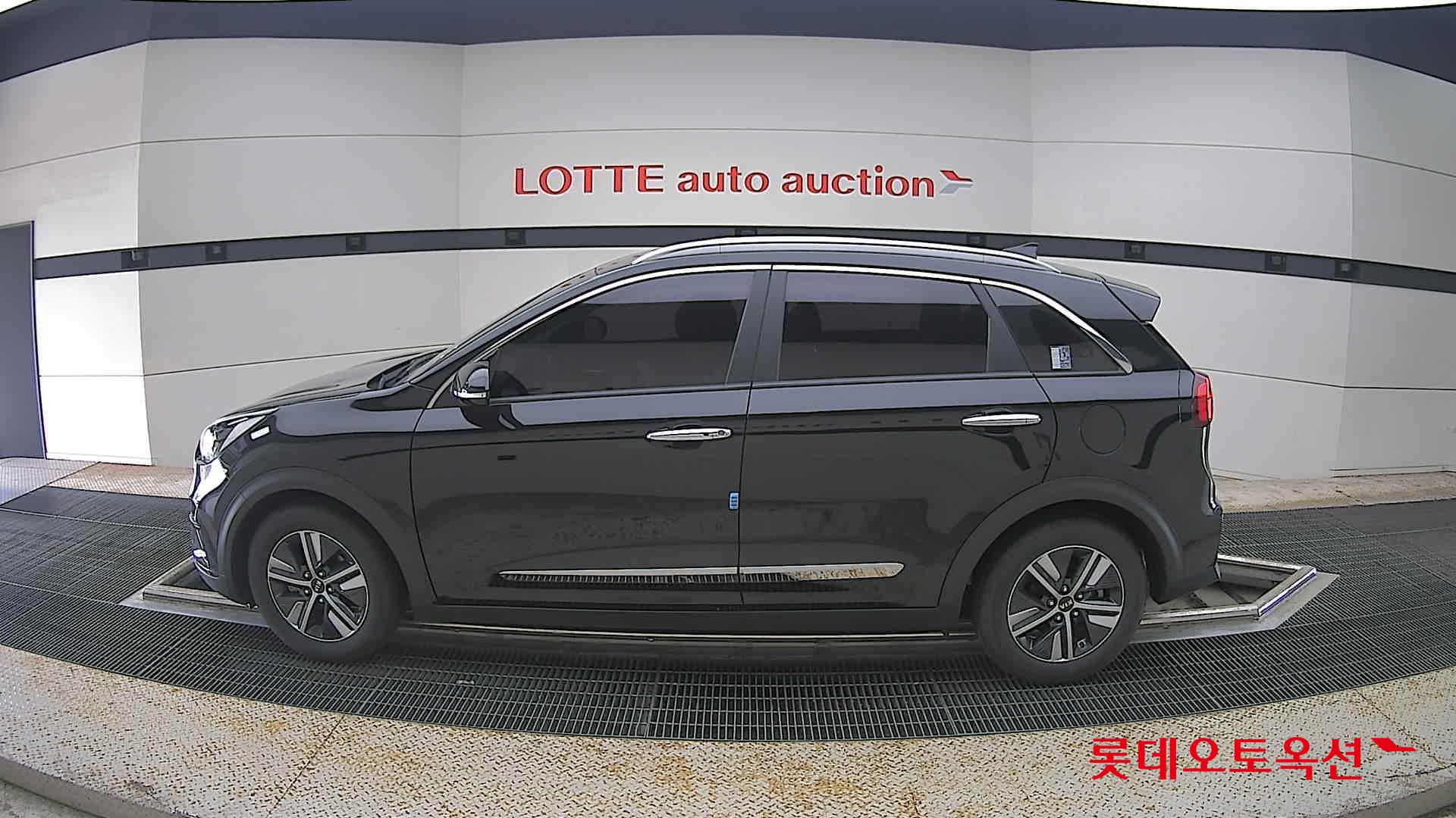 2021 - kia niro