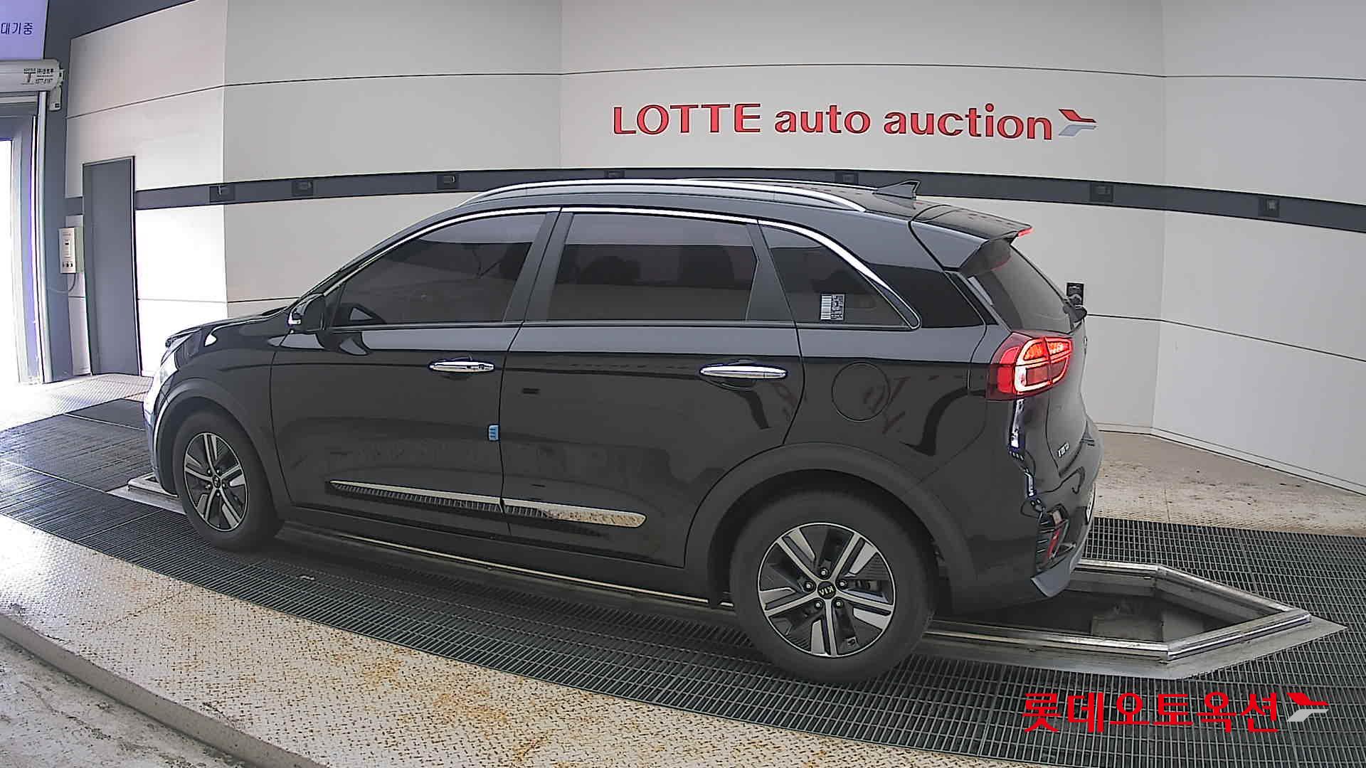 2021 - kia niro