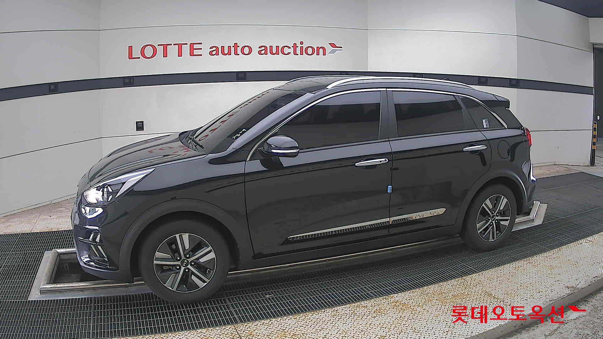2021 - kia niro