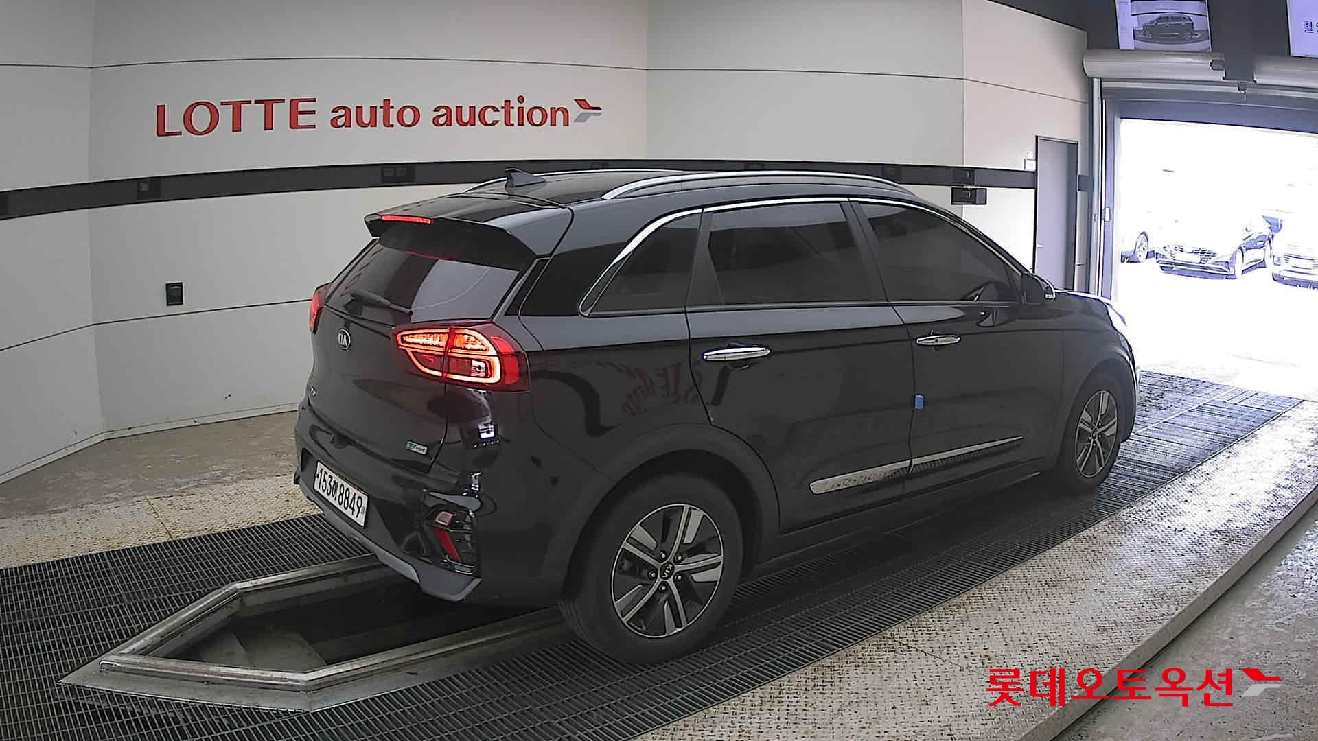 2021 - kia niro