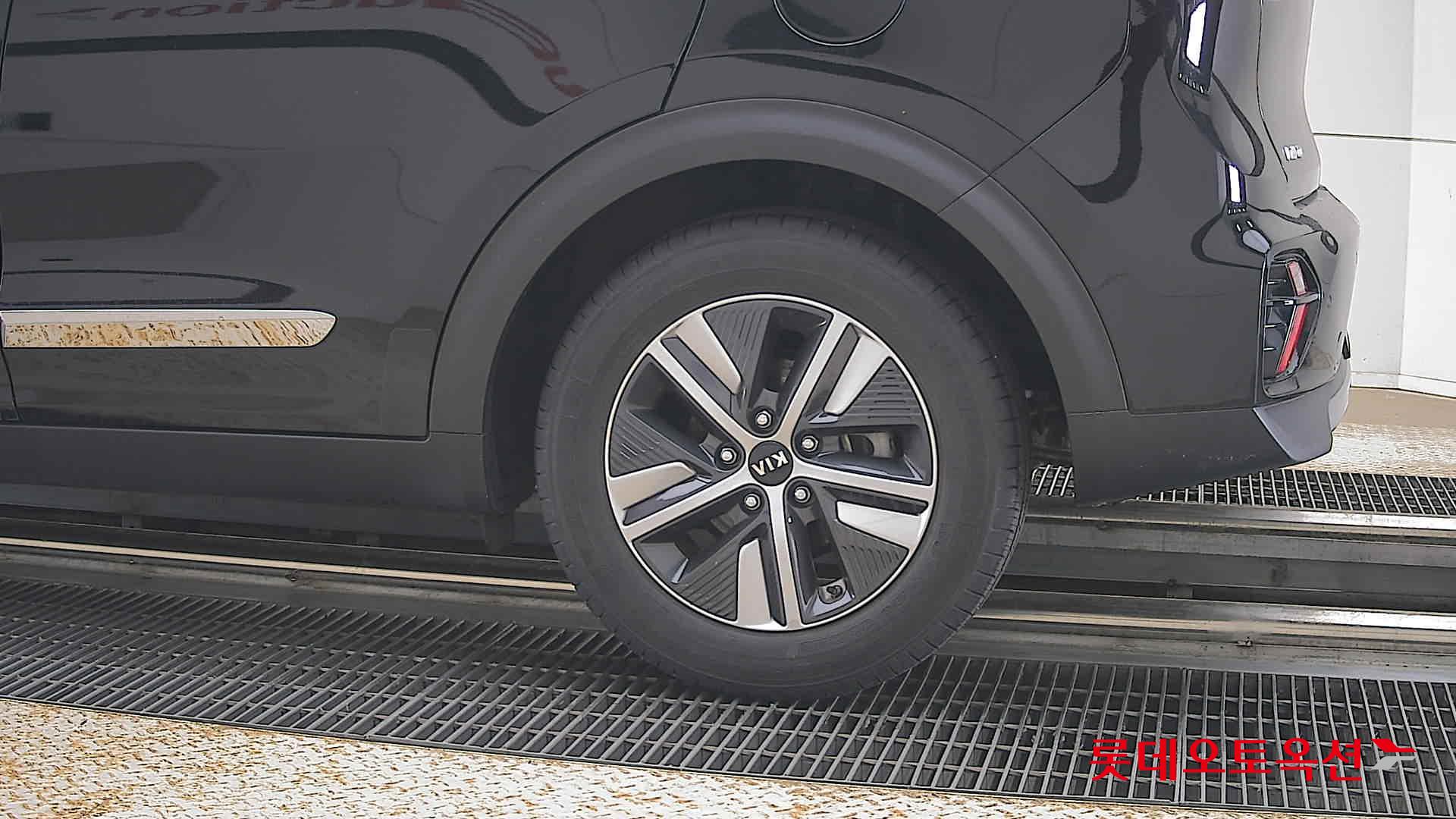 2021 - kia niro