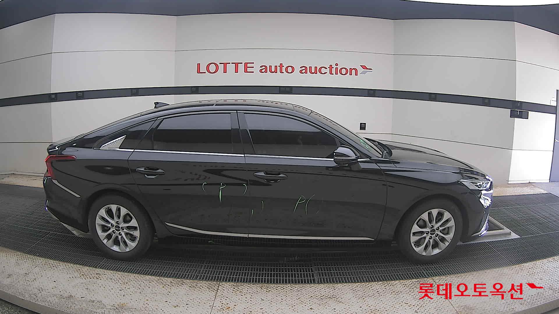 2022 - kia k8