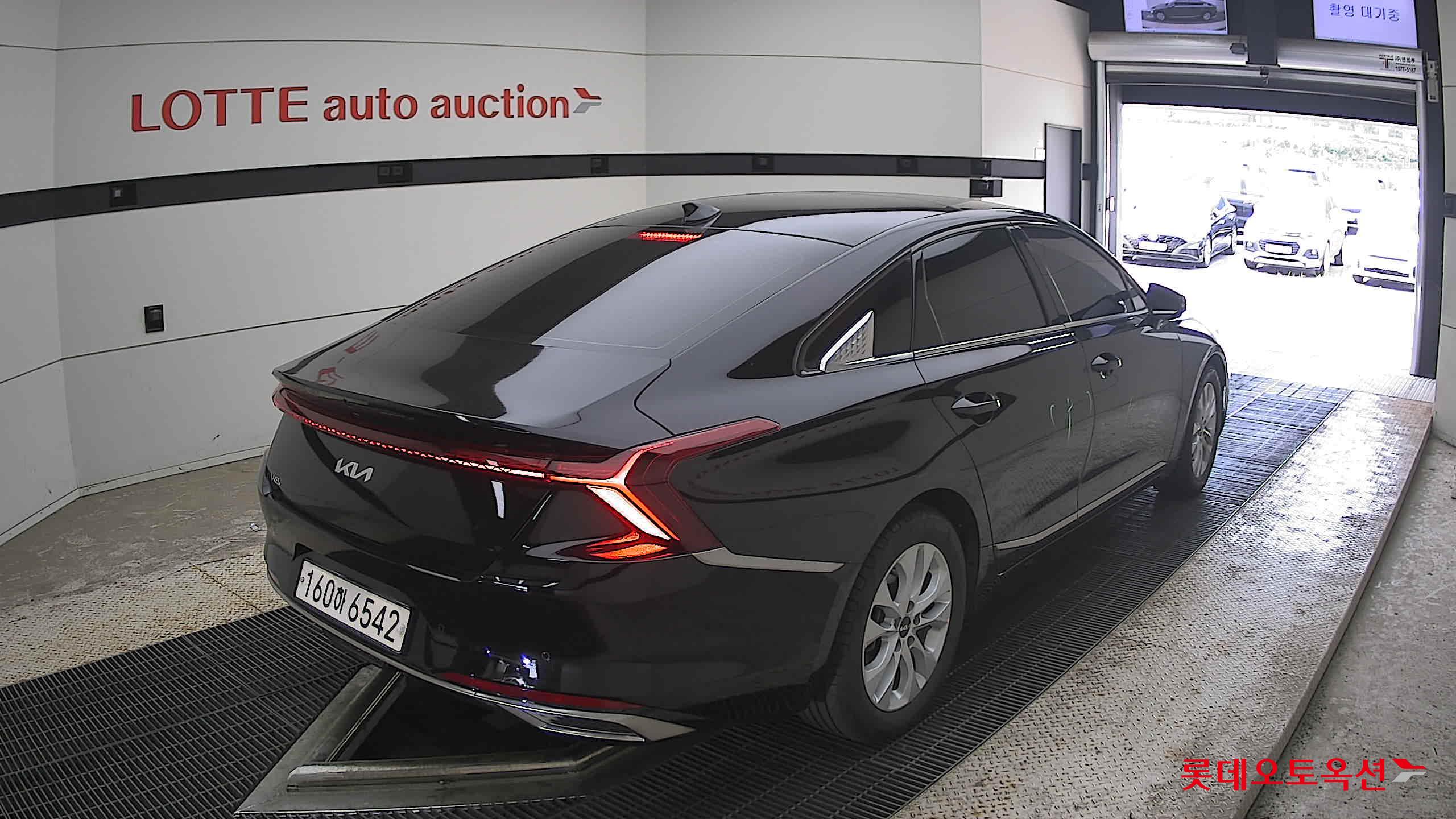 2022 - kia k8