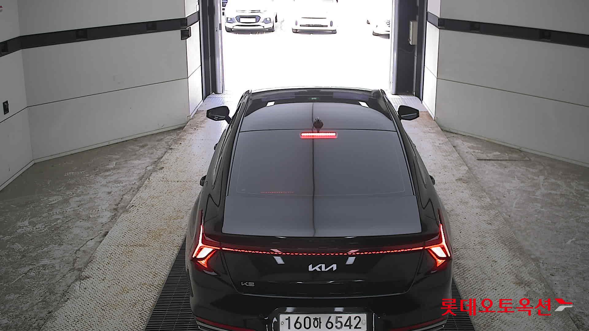 2022 - kia k8
