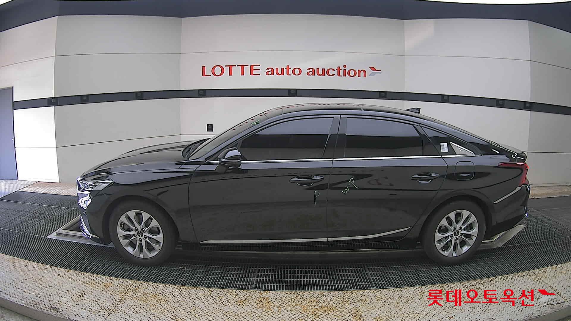 2022 - kia k8