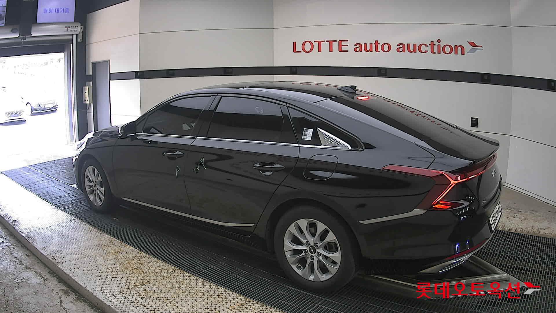2022 - kia k8