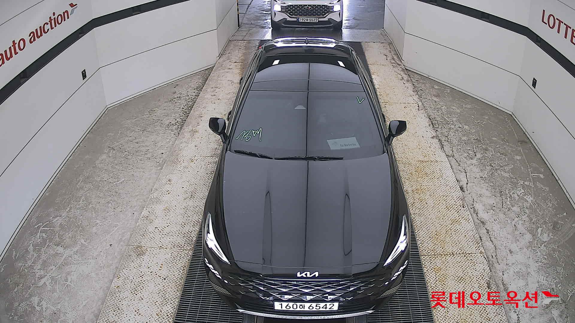 2022 - kia k8
